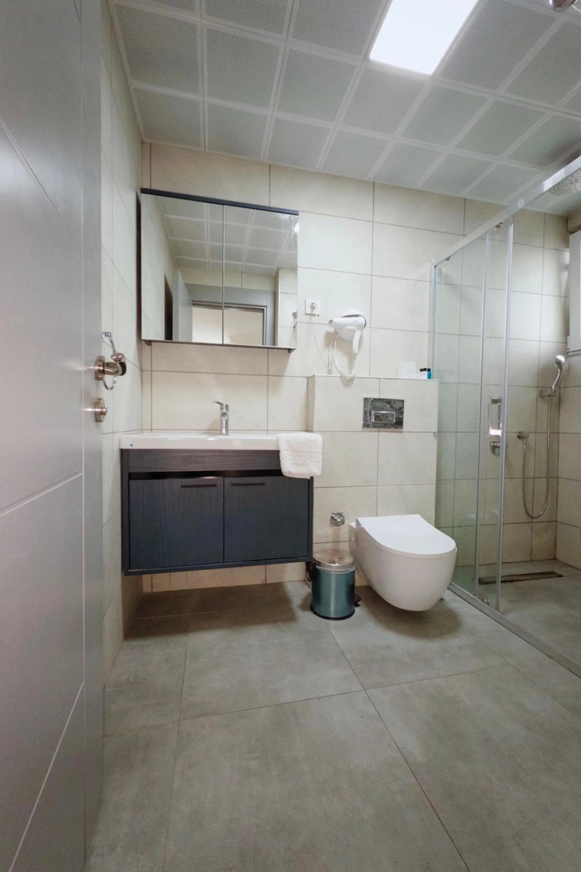 Shower in Premier Inn City Antalya