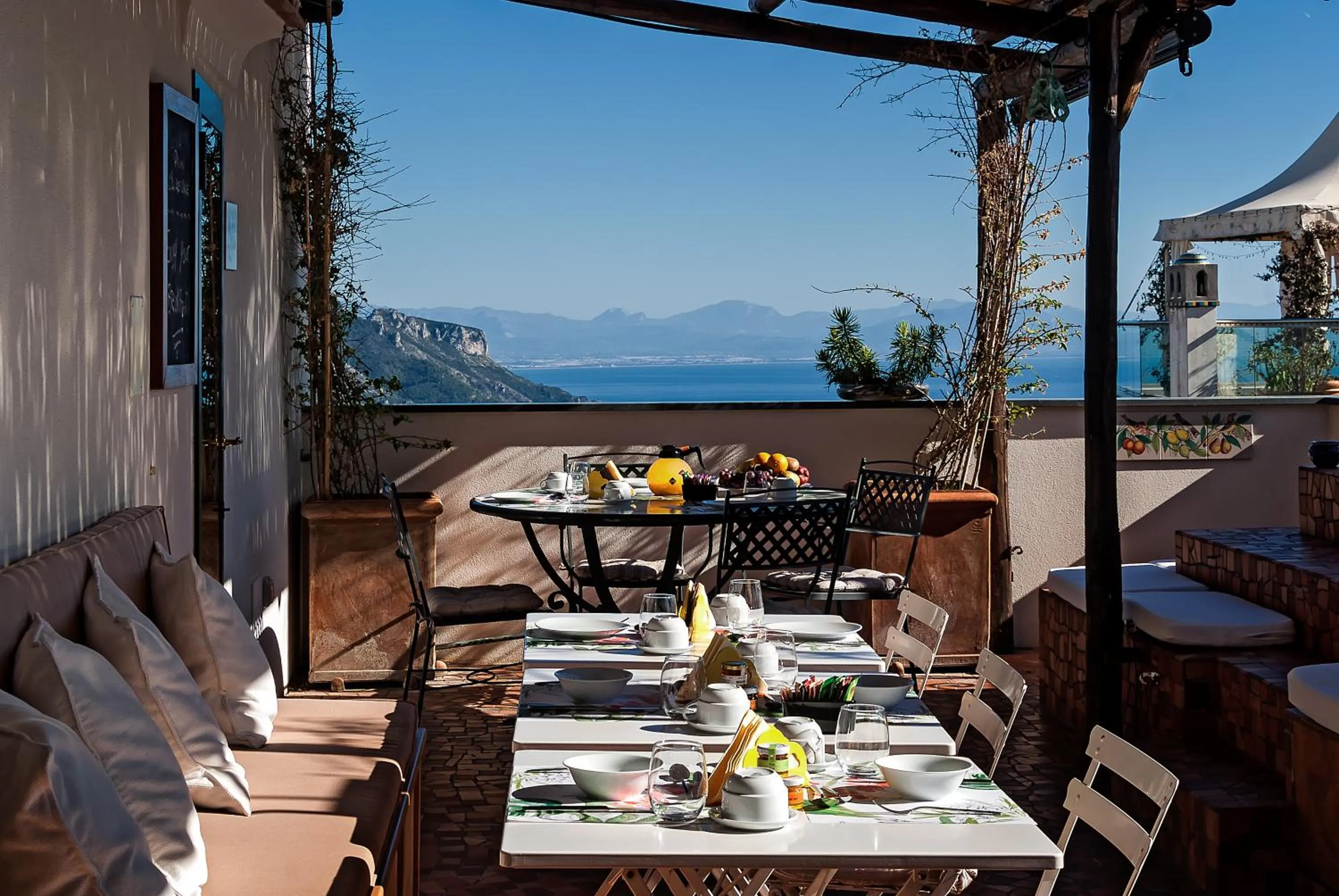 Restaurant/places to eat in La Moresca