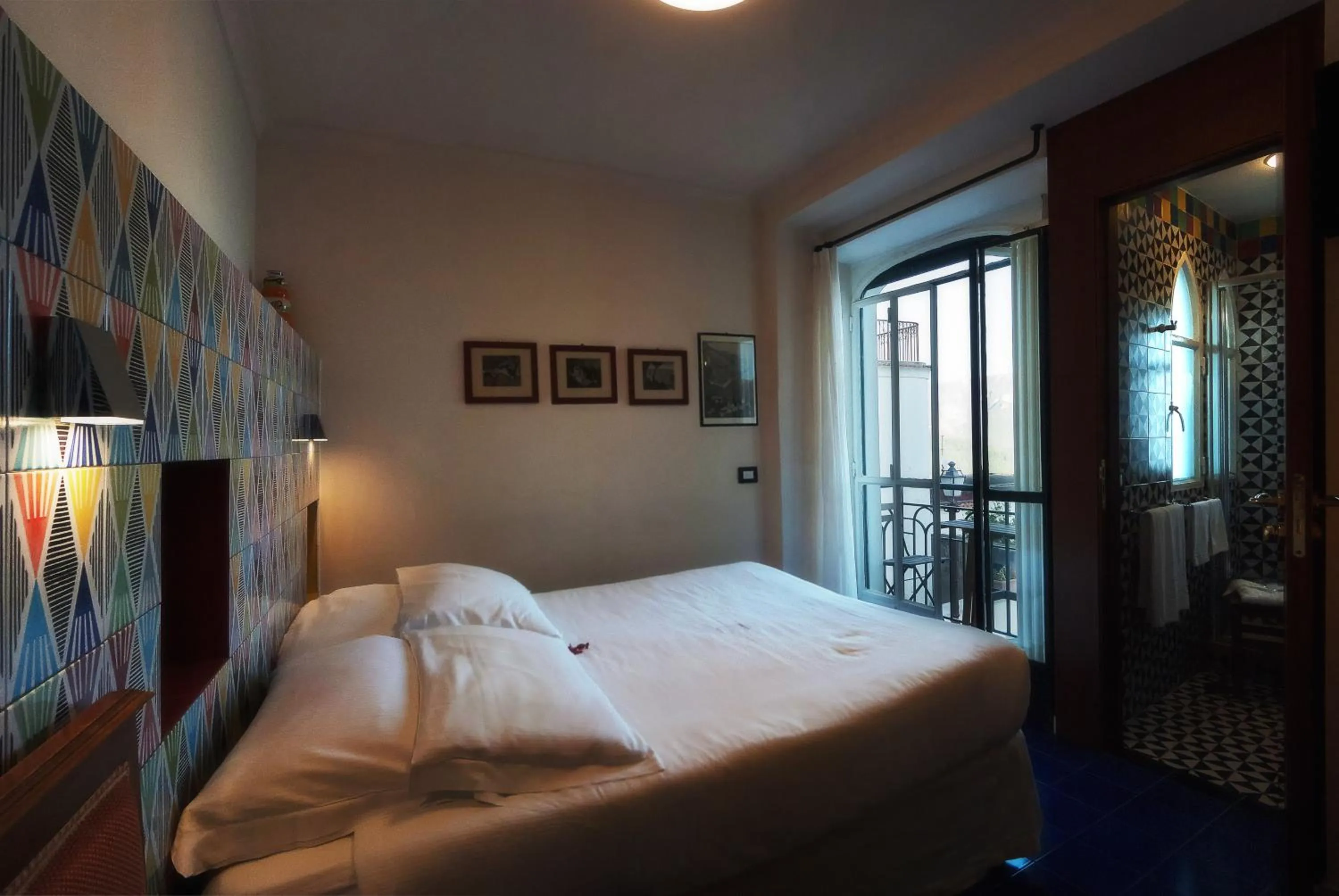 Photo of the whole room, Bed in La Moresca