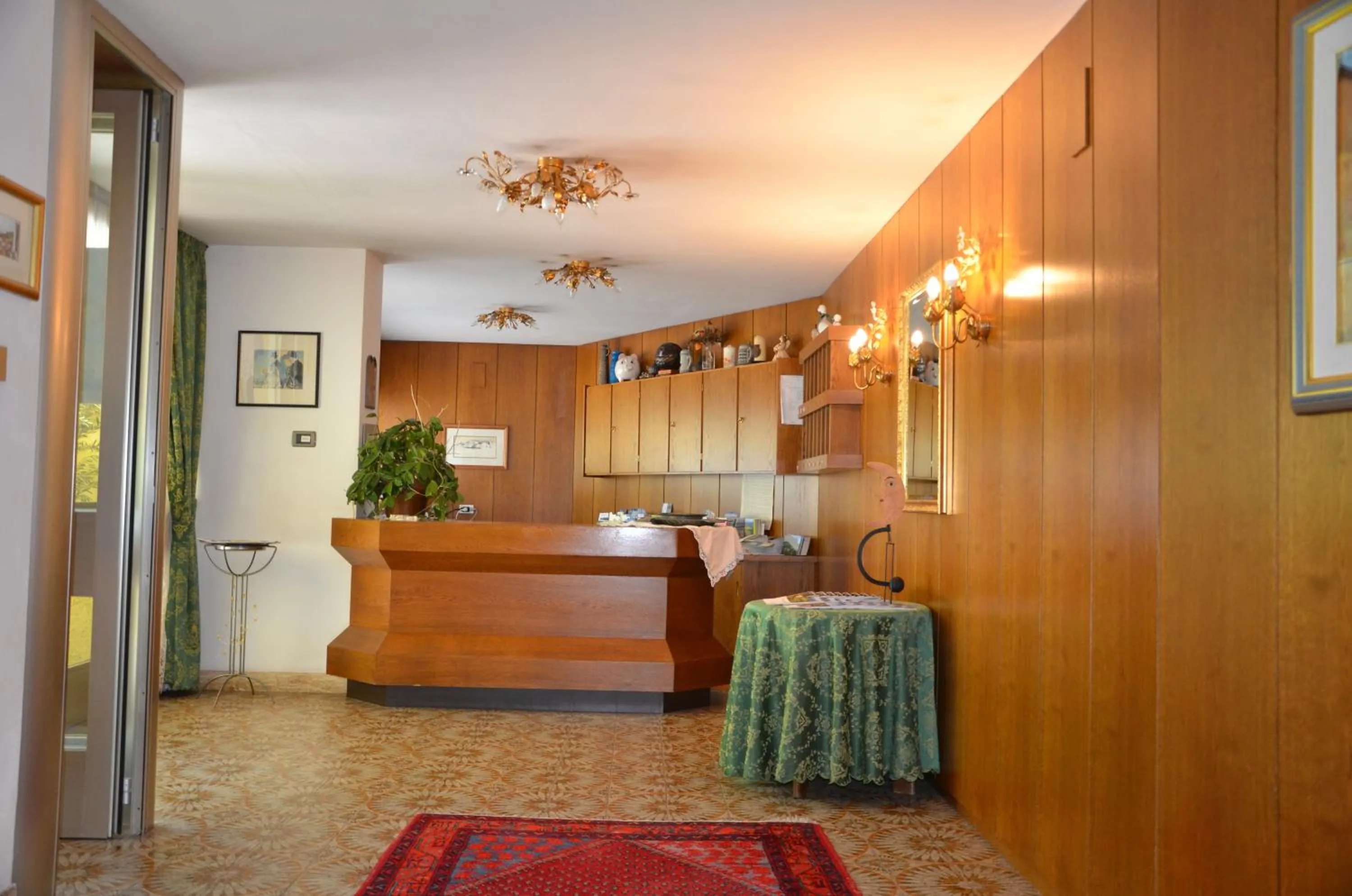 Decorative detail, Bed in Hotel Greifenstein