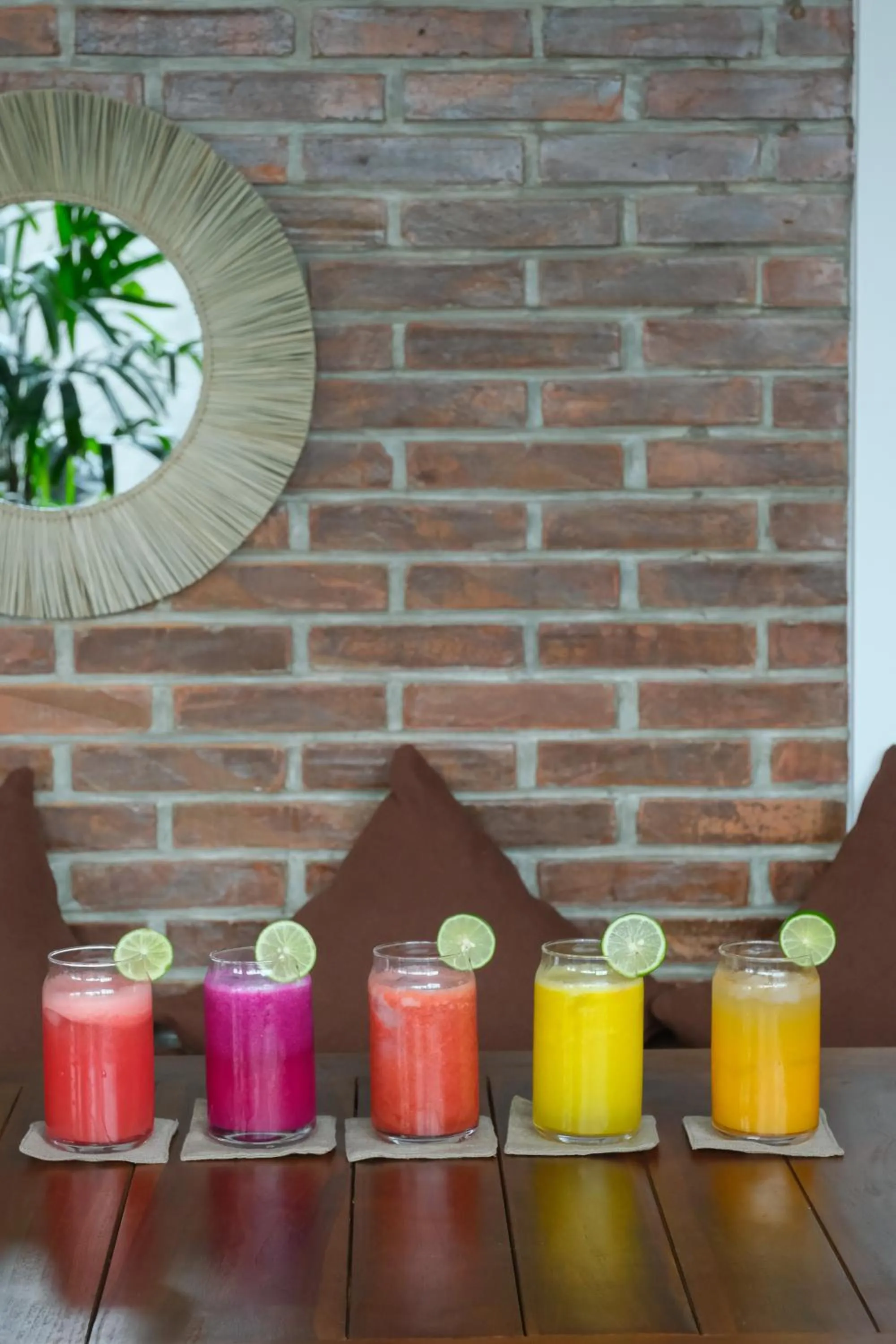 Restaurant/places to eat in Santera Village