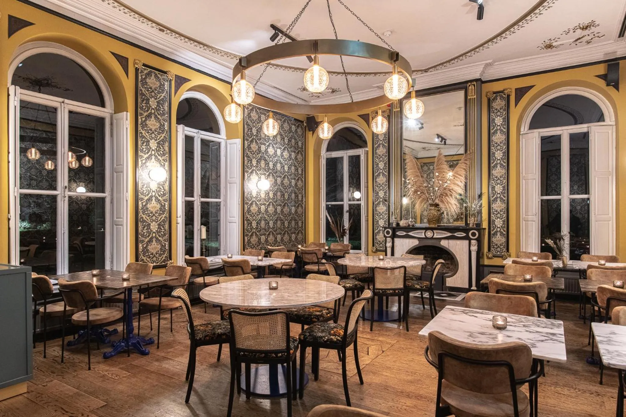 Restaurant/places to eat in Vaeshartelt Maastricht