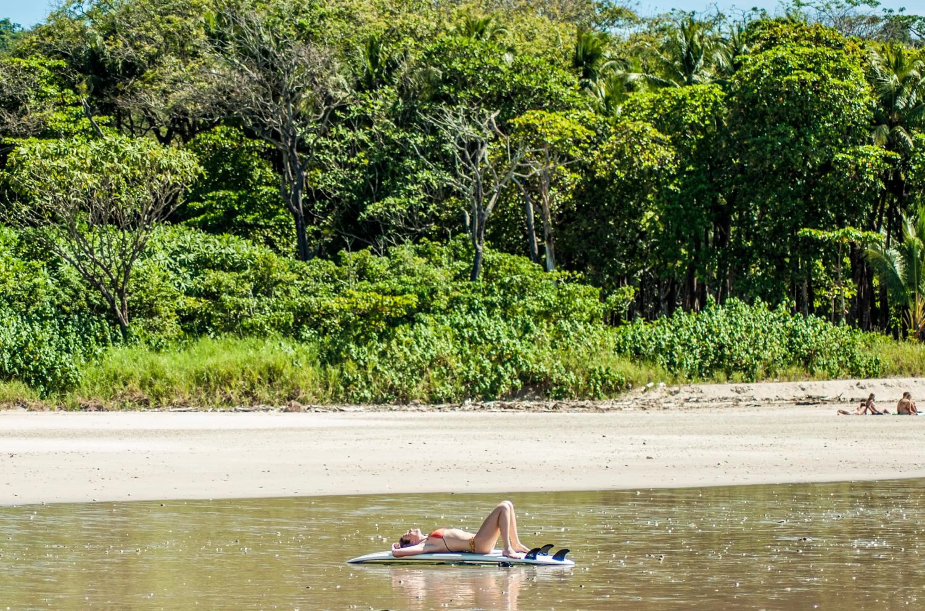 Beach in Maoritsio Garden Studios