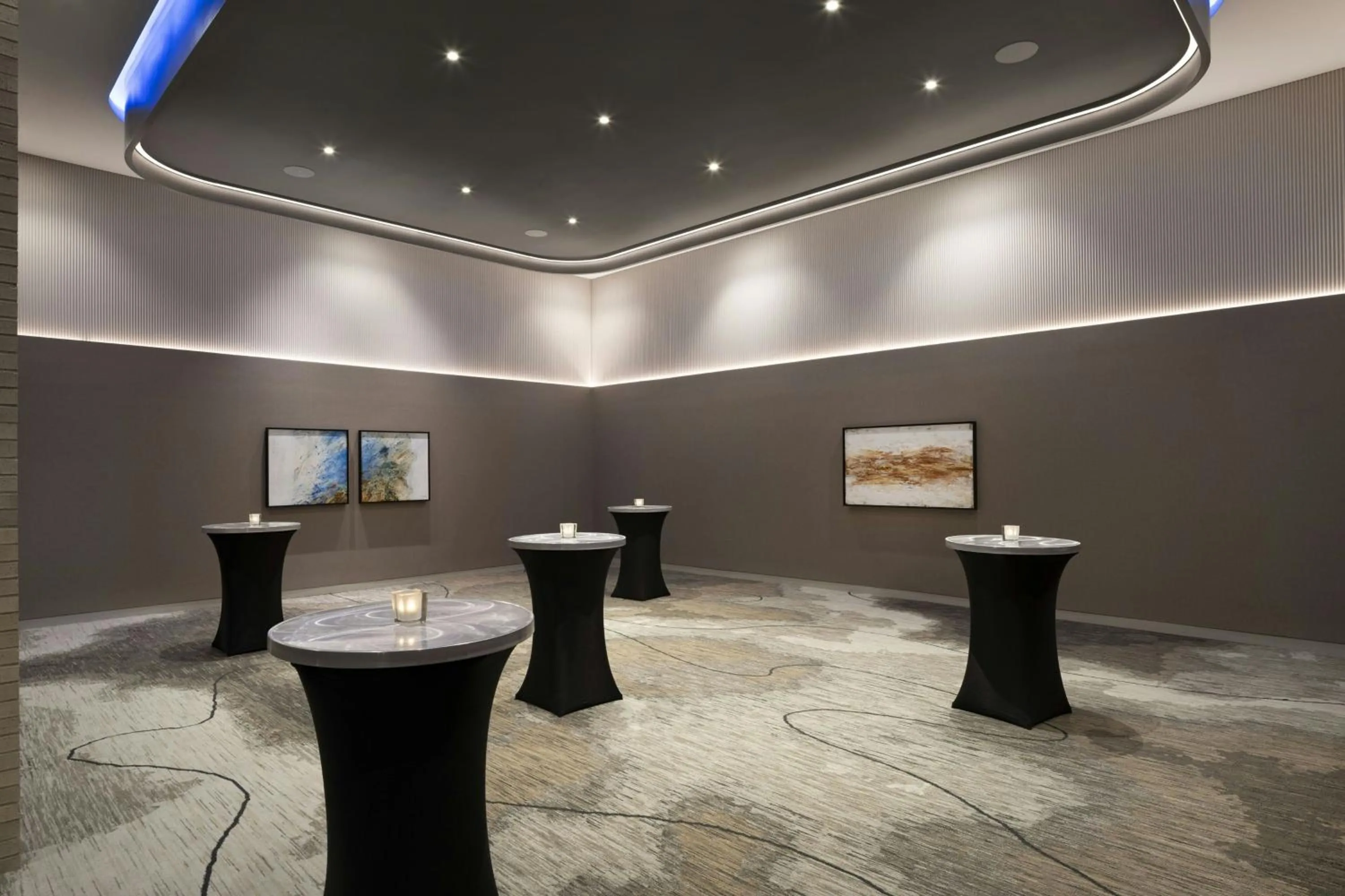 Meeting/conference room in Cascade Hotel, Kansas City, a Tribute Portfolio Hotel