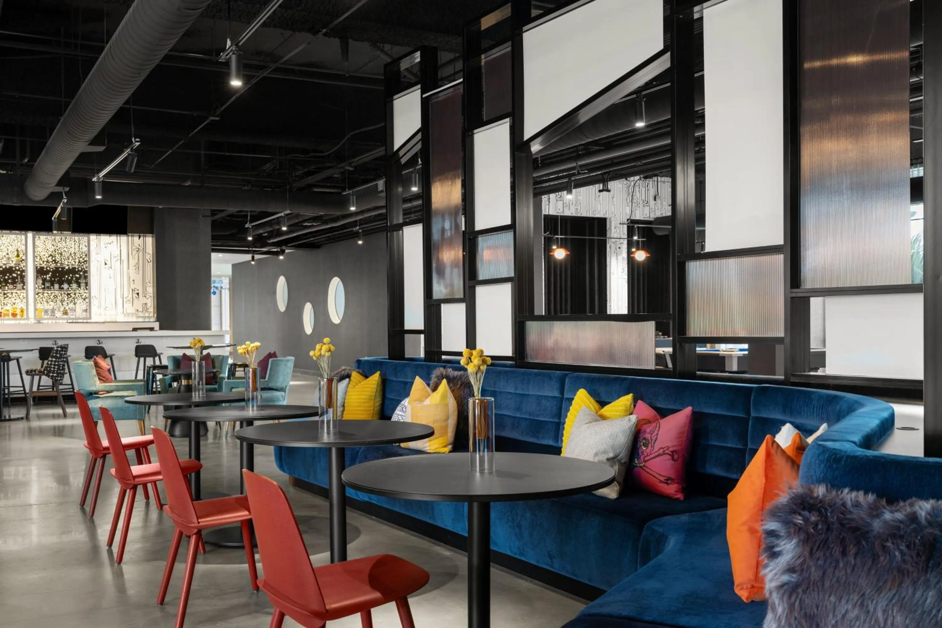 Lounge or bar in Aloft Orlando Lake Nona