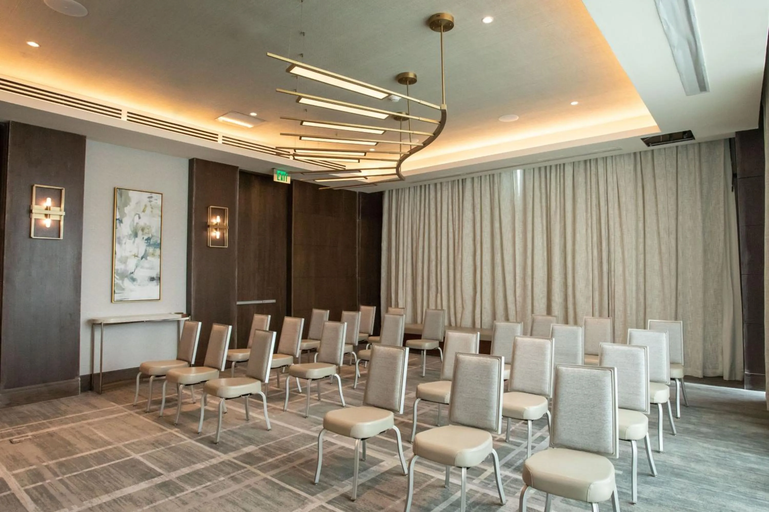 Meeting/conference room in Courtyard by Marriott Santo Domingo Piantini