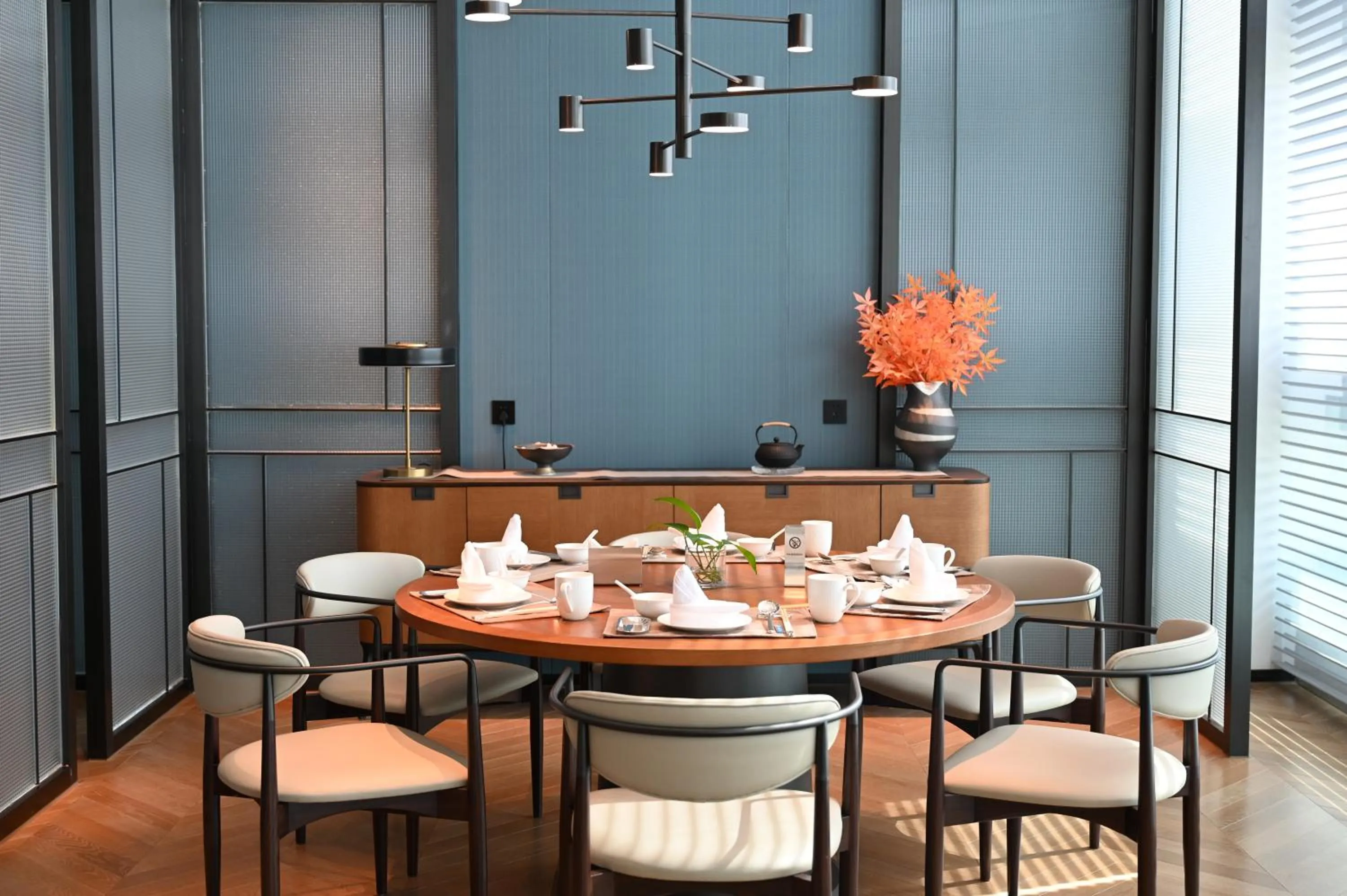 Dining area in Four Points by Sheraton Urumqi