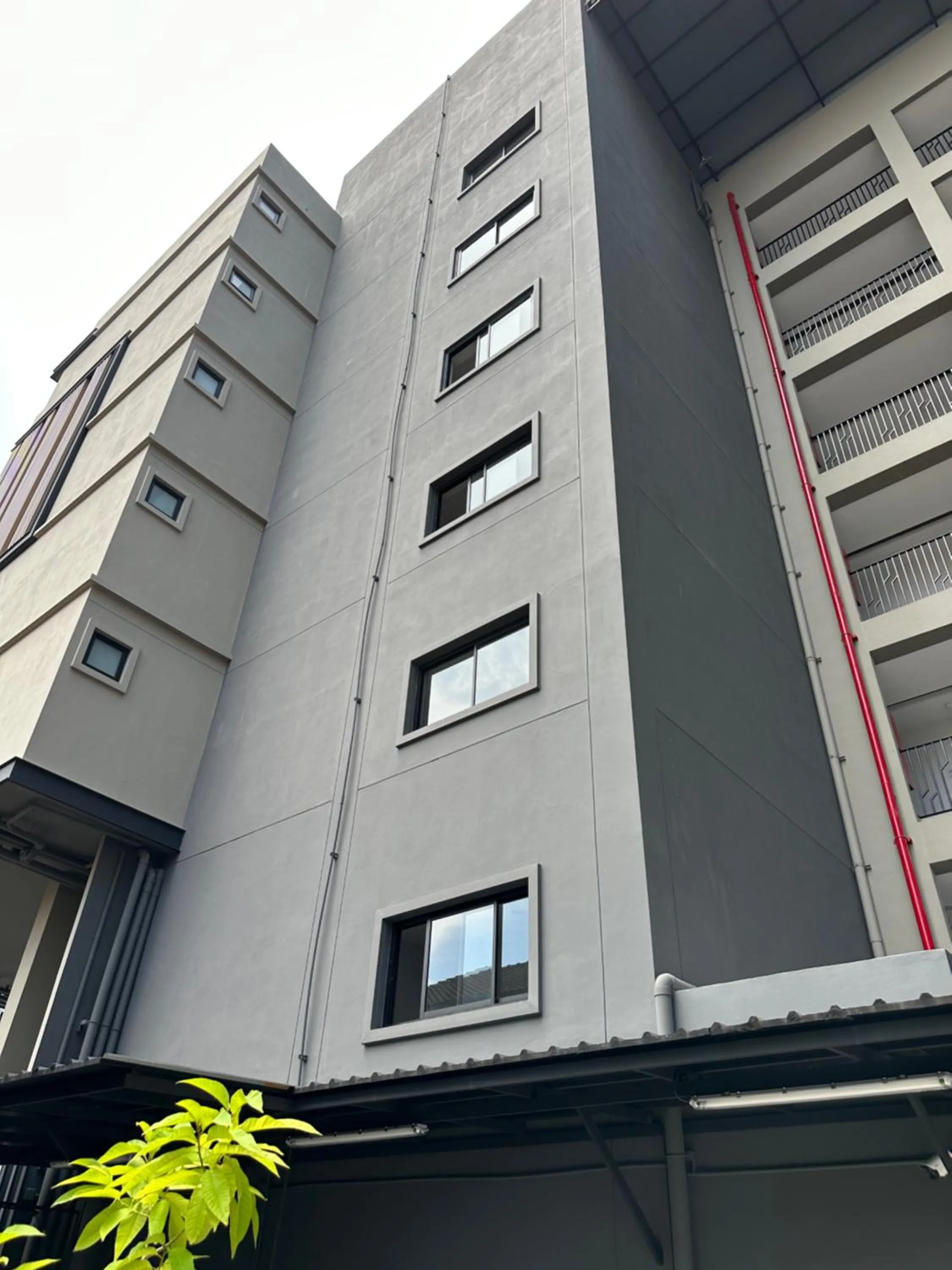 Property building in D Night Suite Hotel