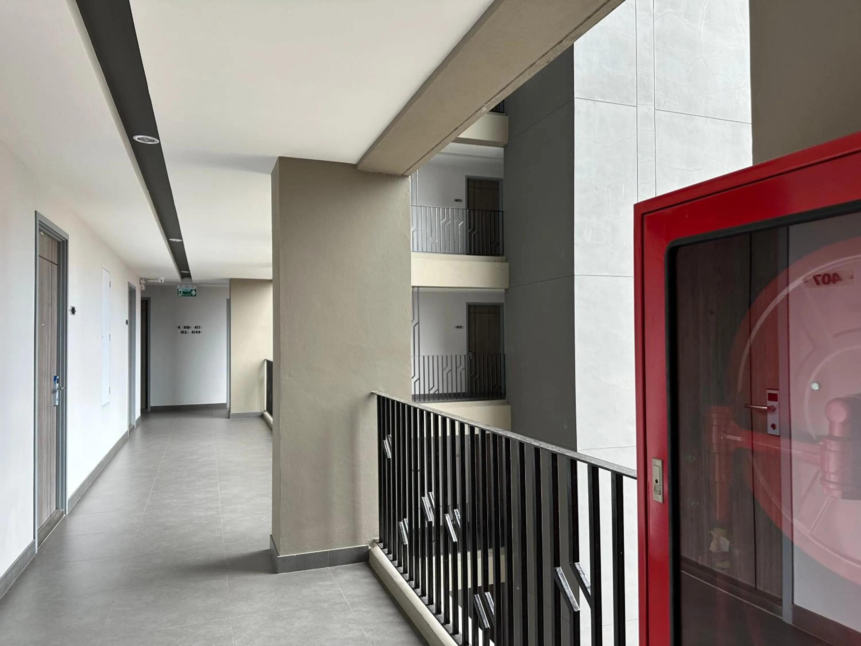 Property building in D Night Suite Hotel