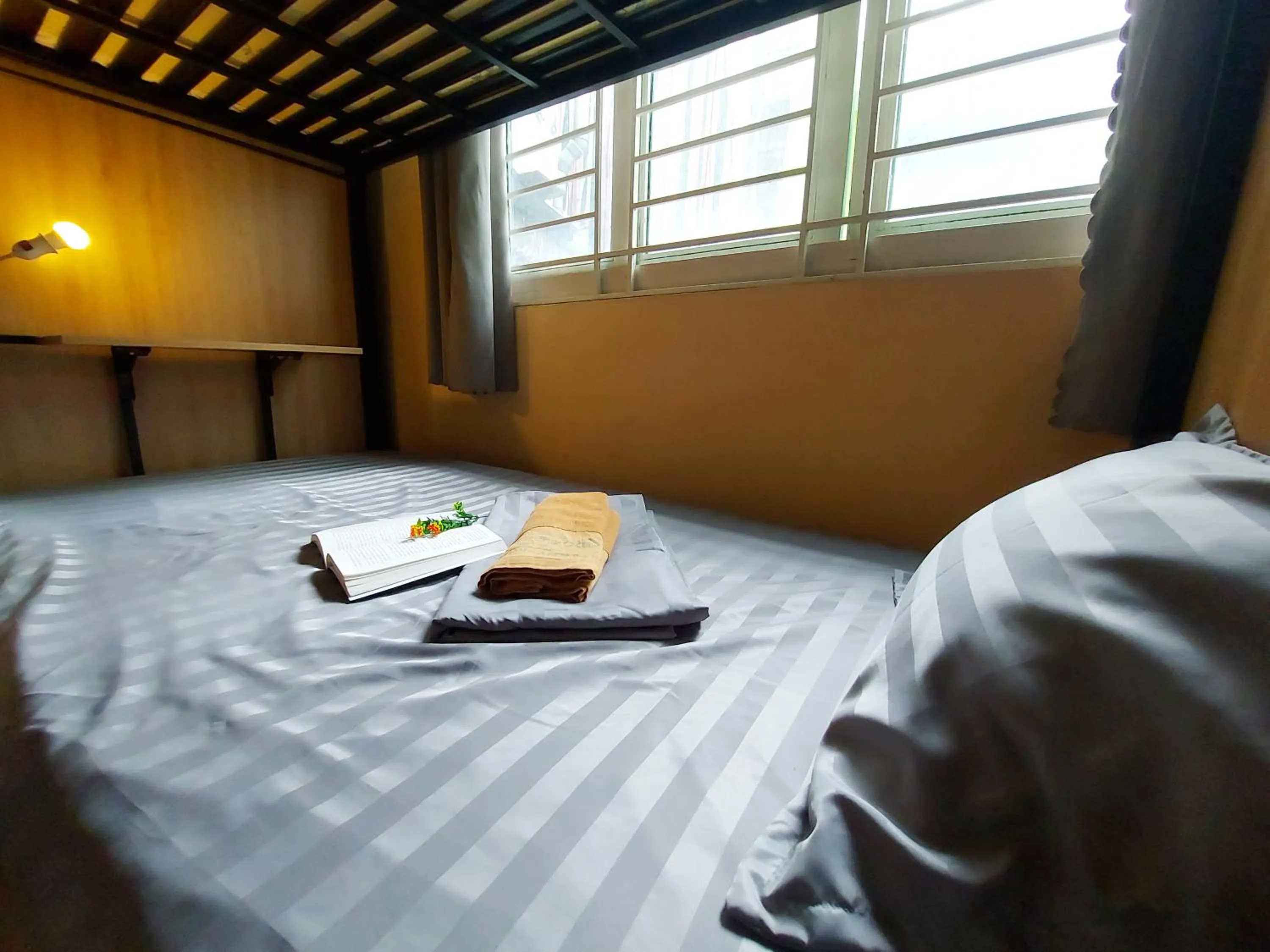 Bed in Northern Hostel - Bui Vien Walking Street