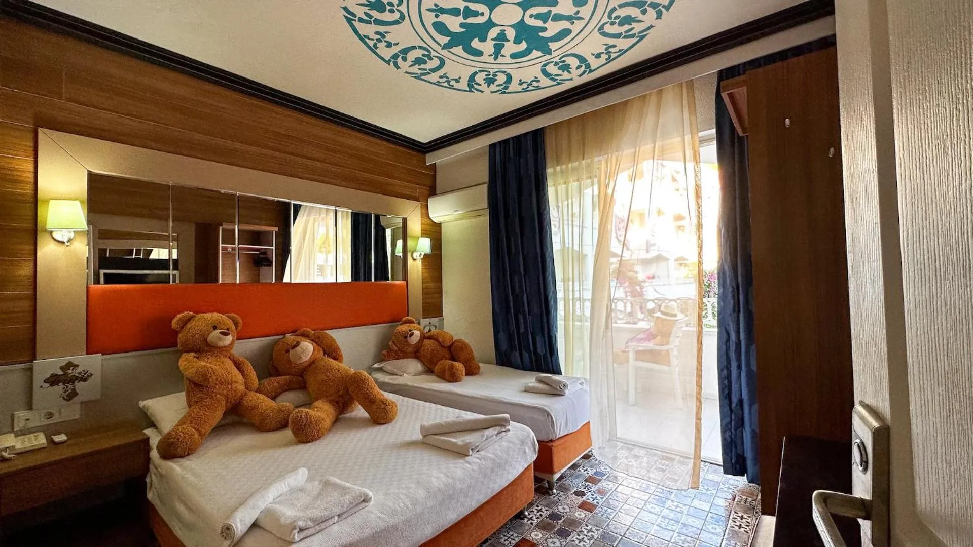 Bed in Club Hotel Anjeliq