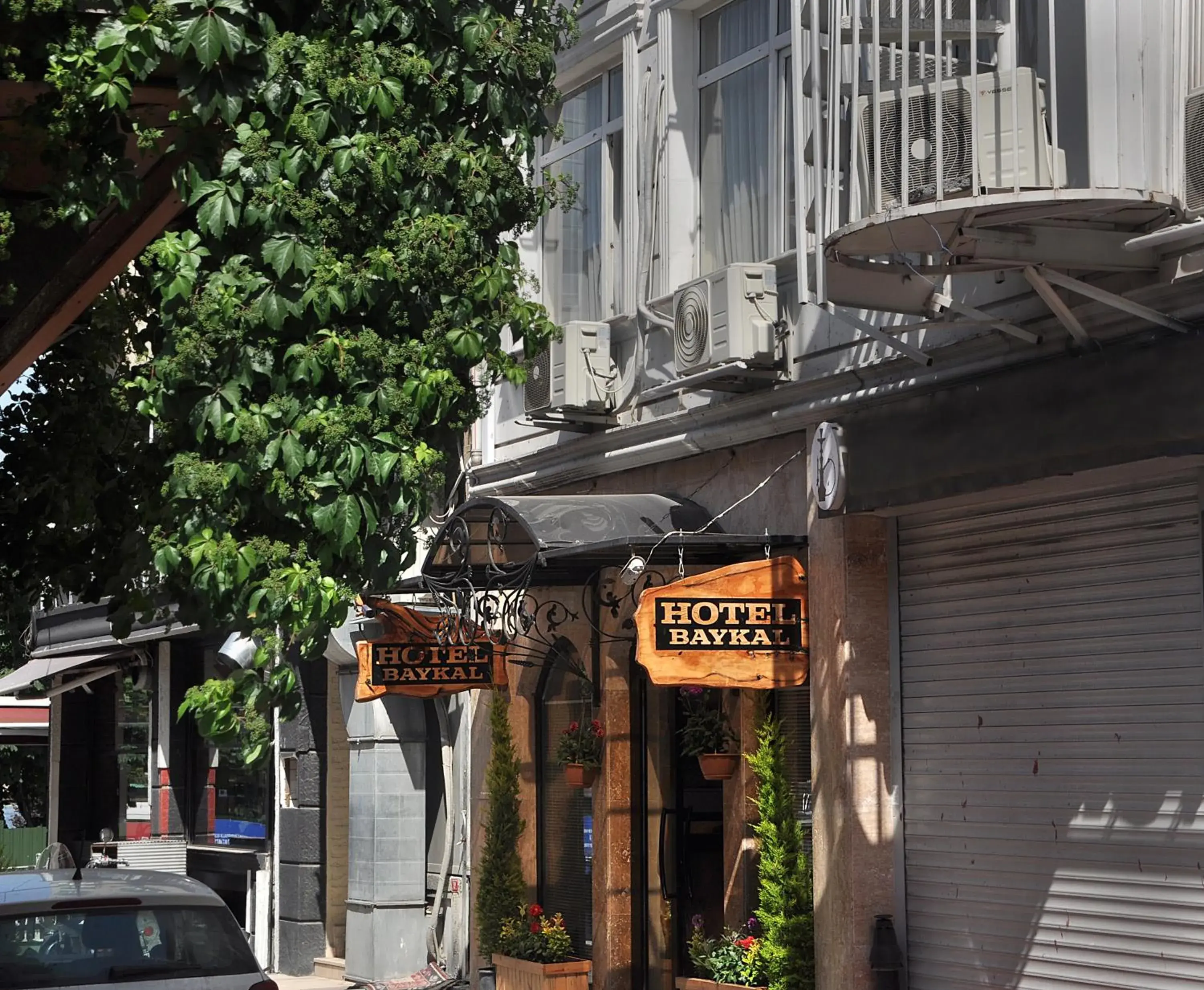 Facade/entrance in Hotel Baykal Facade/entrance in Hotel Baykal
