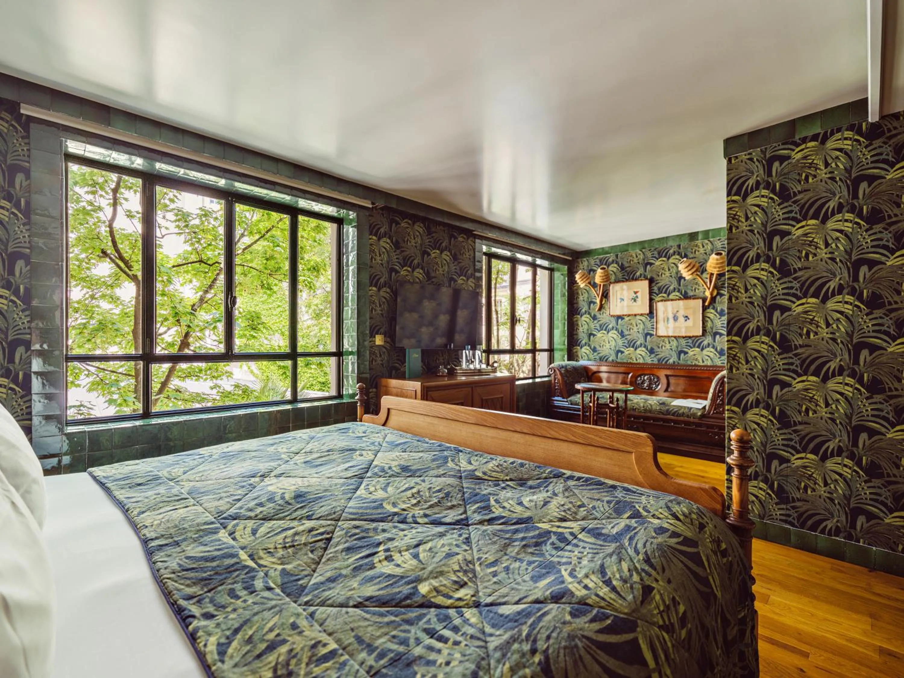 Bed in Hôtel Eldorado Paris