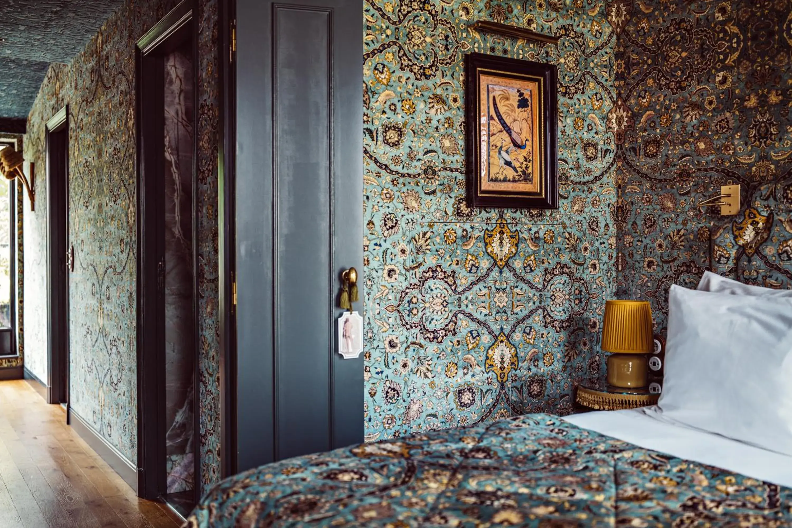 Bed in Hôtel Eldorado Paris Bed in Hôtel Eldorado Paris