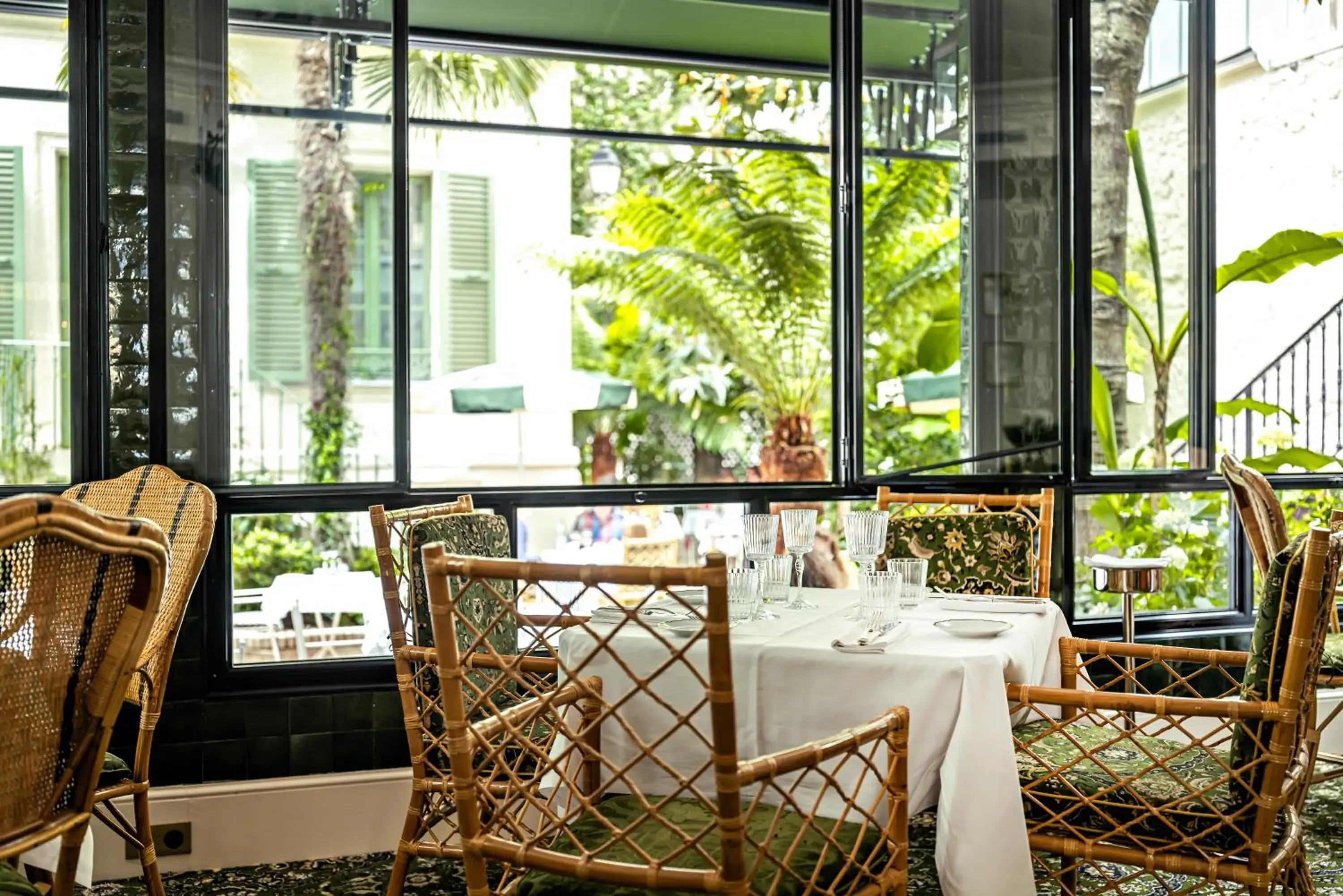 Restaurant/places to eat in Hôtel Eldorado Paris Restaurant/places to eat in Hôtel Eldorado Paris