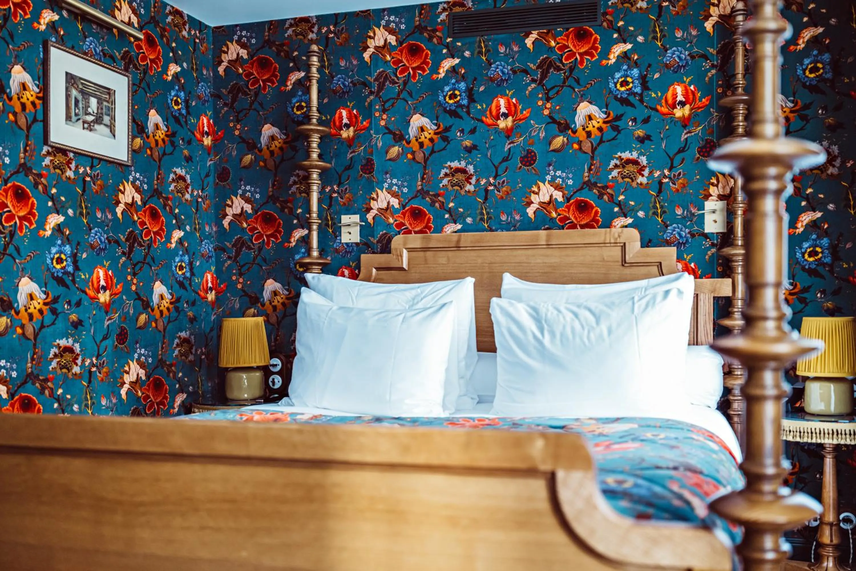 Photo of the whole room, Bed in Hôtel Eldorado Paris