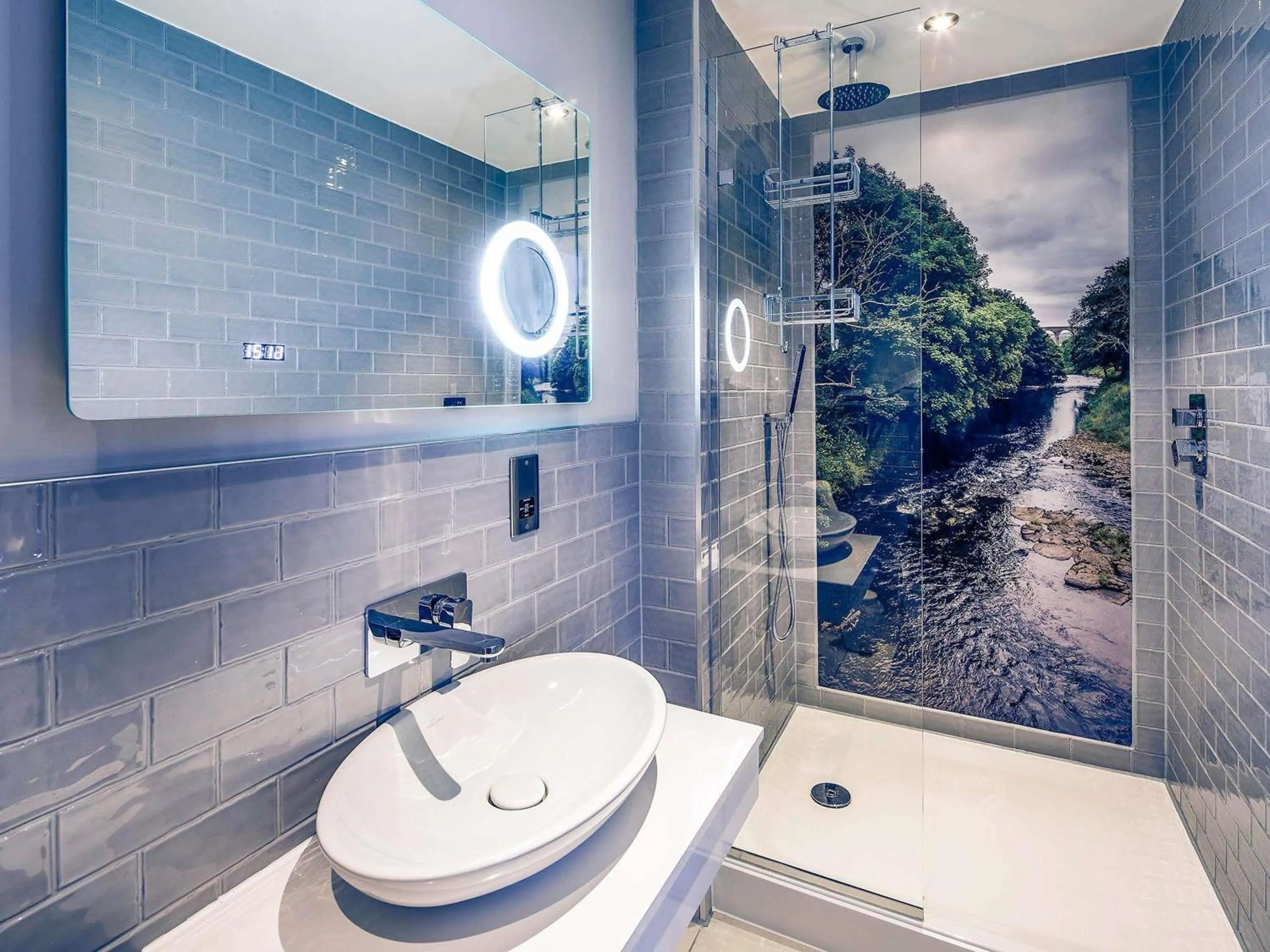 Property building in Mercure Inverness Hotel