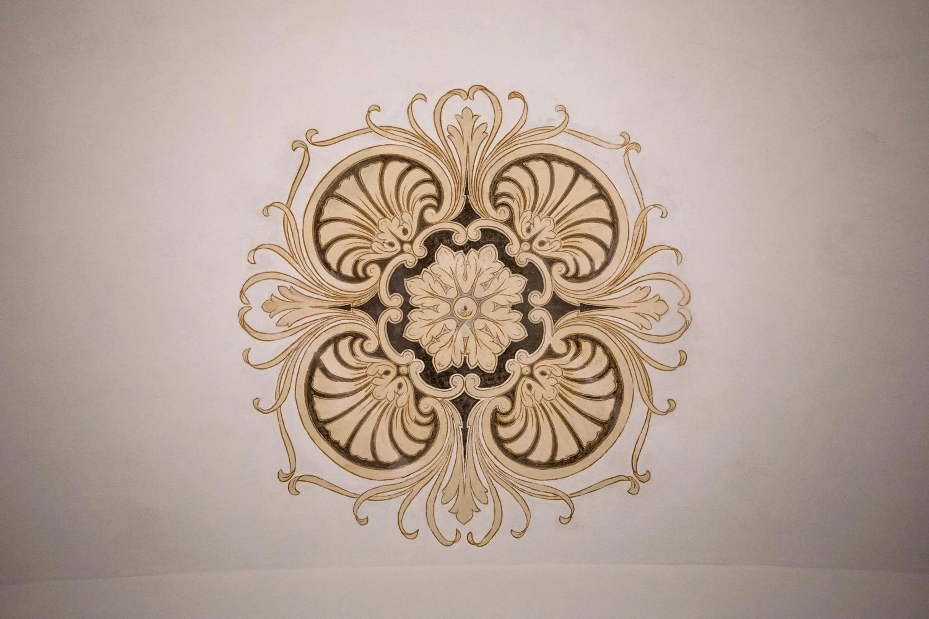 Decorative detail in Lanterne Magiche Ortigia Suites