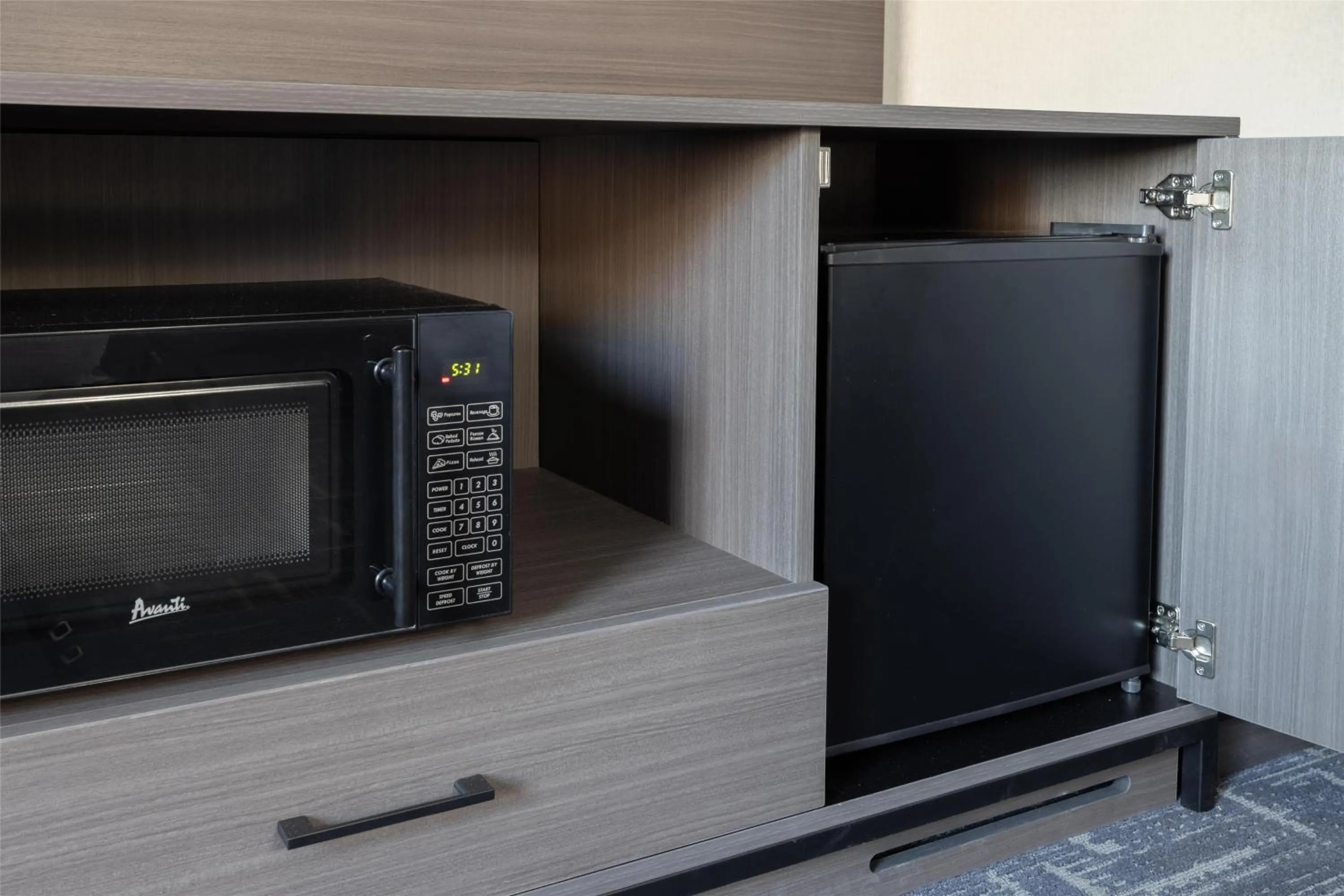 Photo of the whole room in Hampton Inn & Suites Portsmouth Downtown