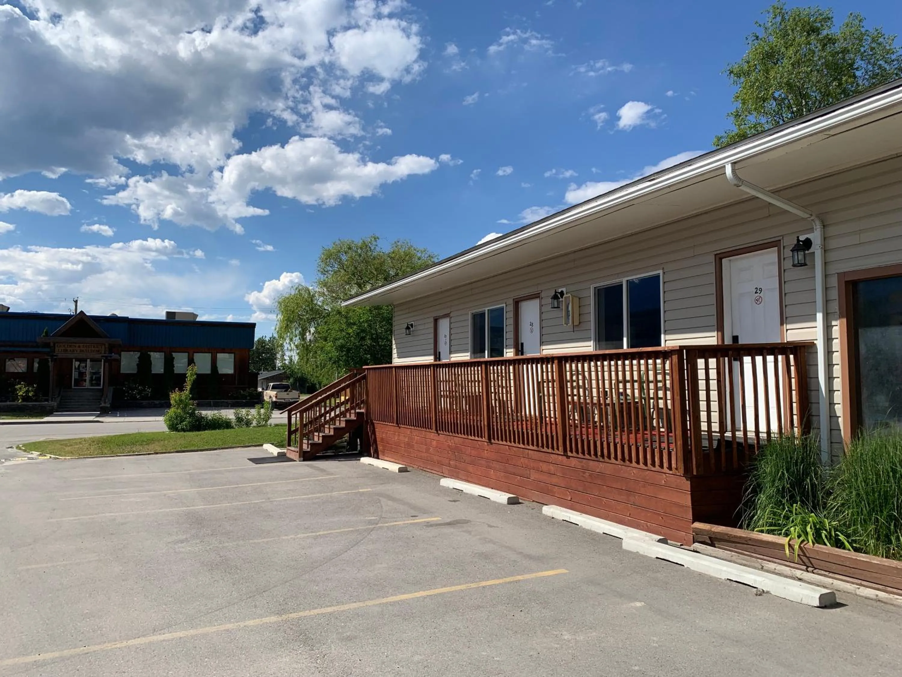 Parking in Rondo Motel