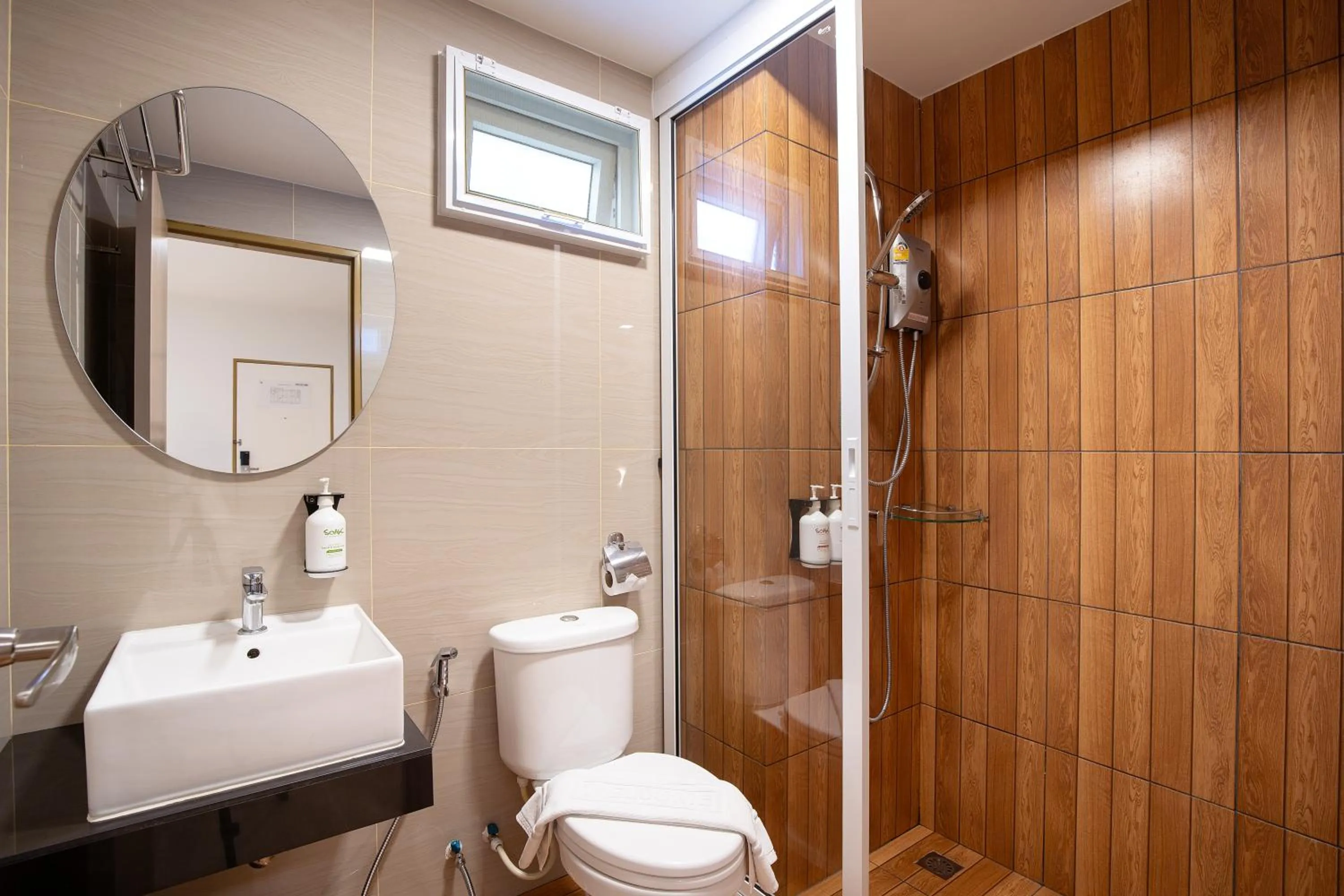 Bathroom in Diya Hotel Bangkok
