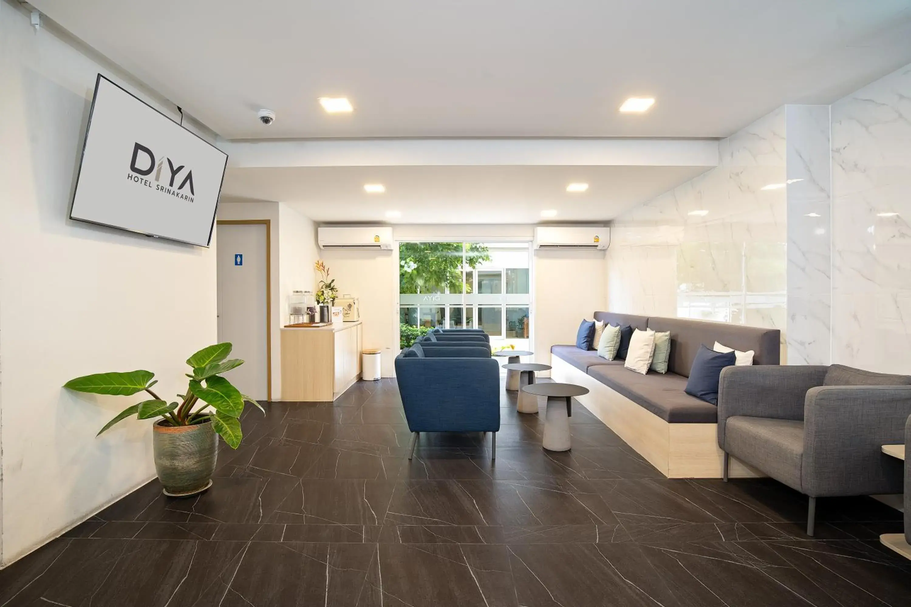 Lobby or reception in Diya Hotel Bangkok Lobby or reception in Diya Hotel Bangkok