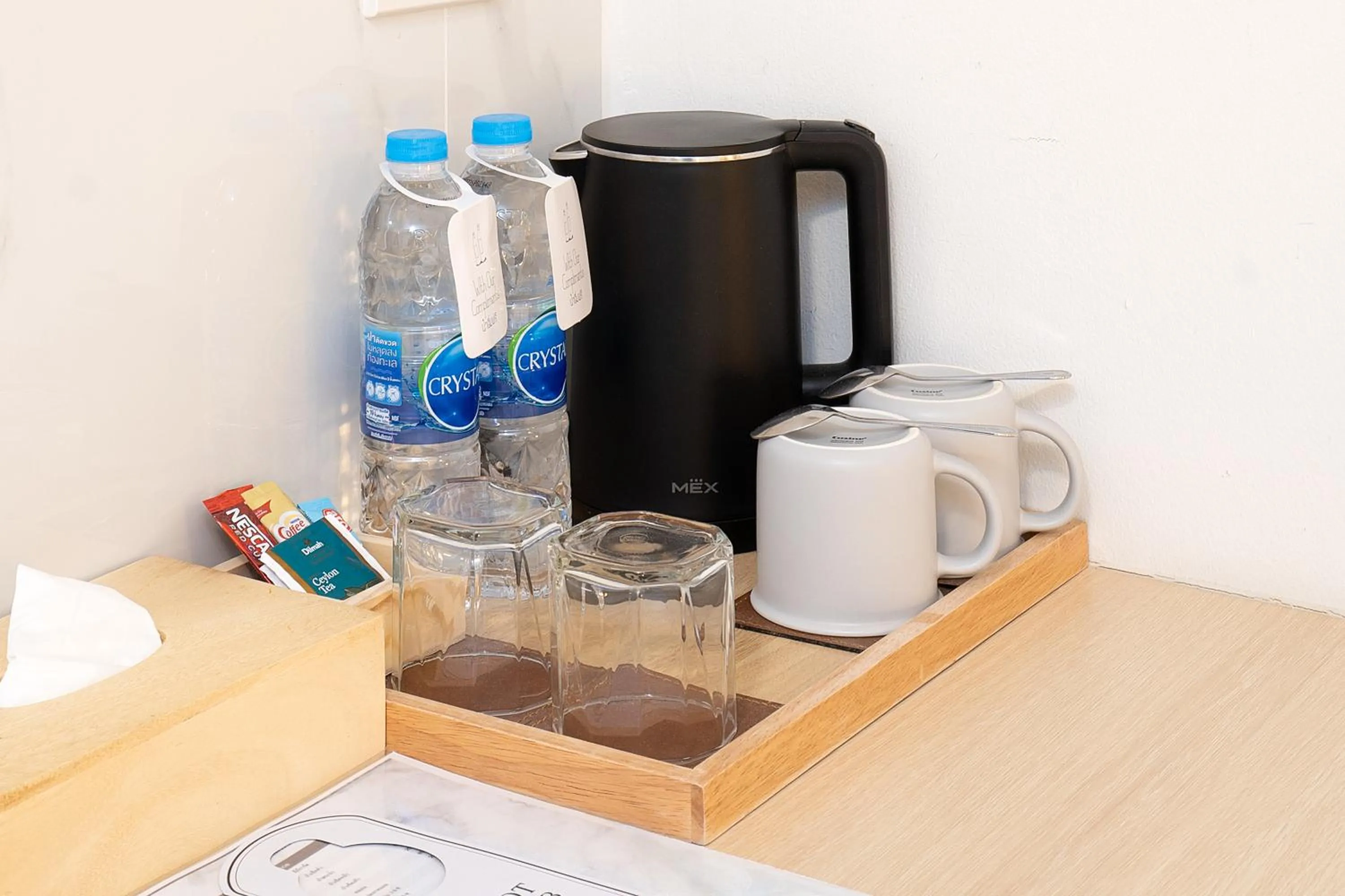 Coffee/tea facilities in Diya Hotel Bangkok