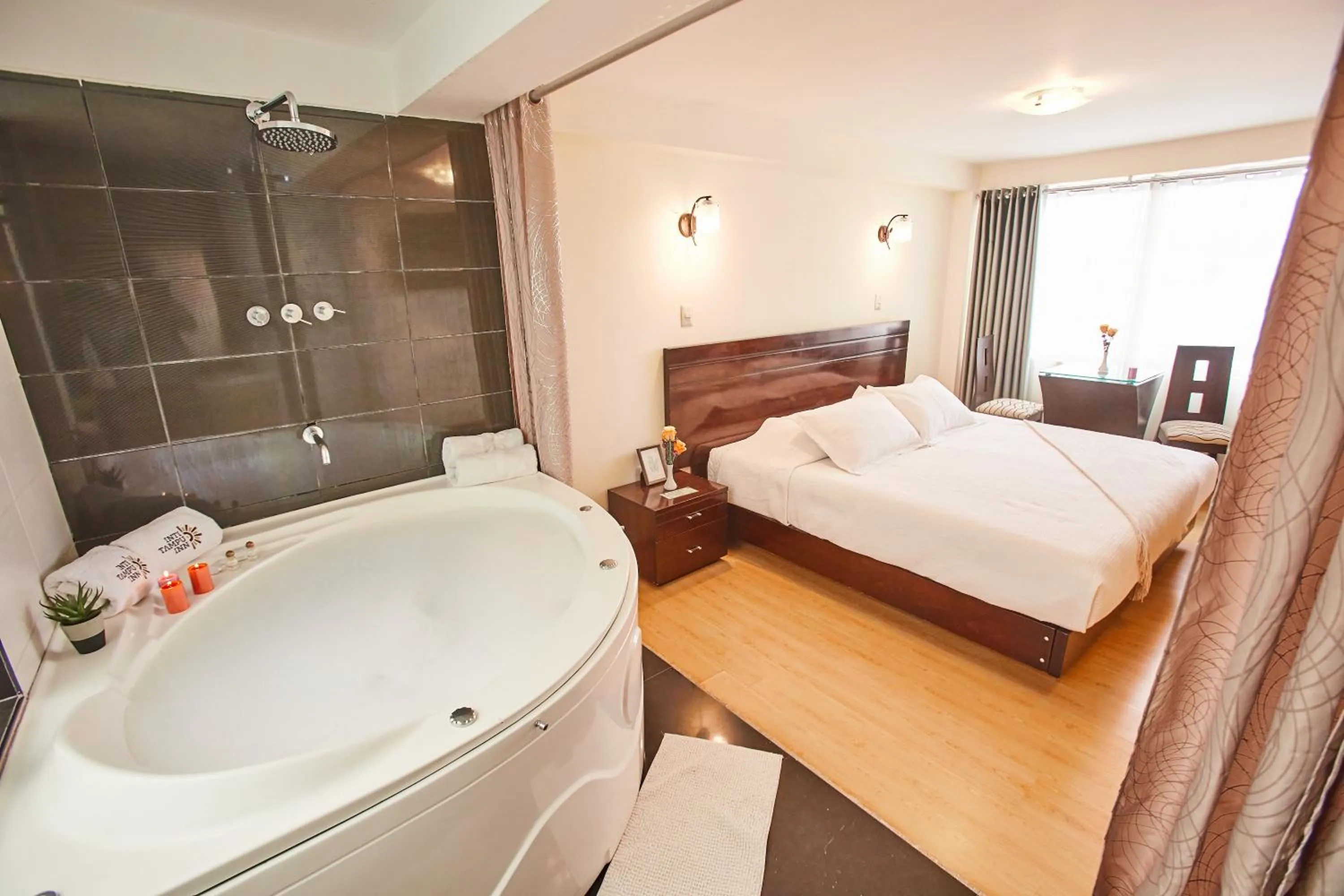 Hot Tub in Inti Tampu Inn