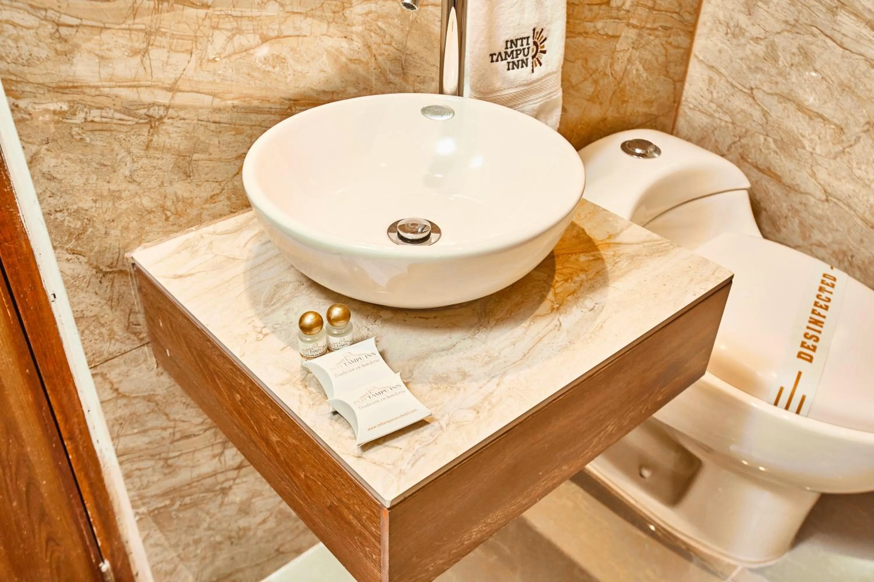 Bathroom in Inti Tampu Inn