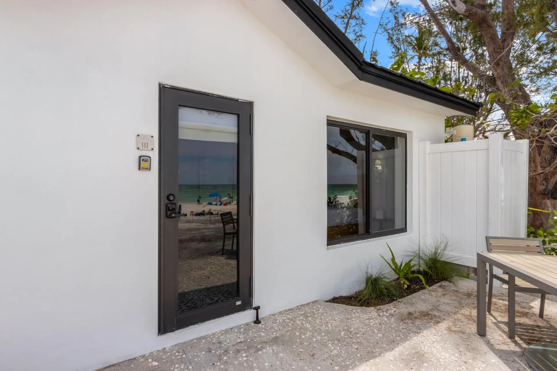 Property building in Seabreeze at Anna Maria Island Inn