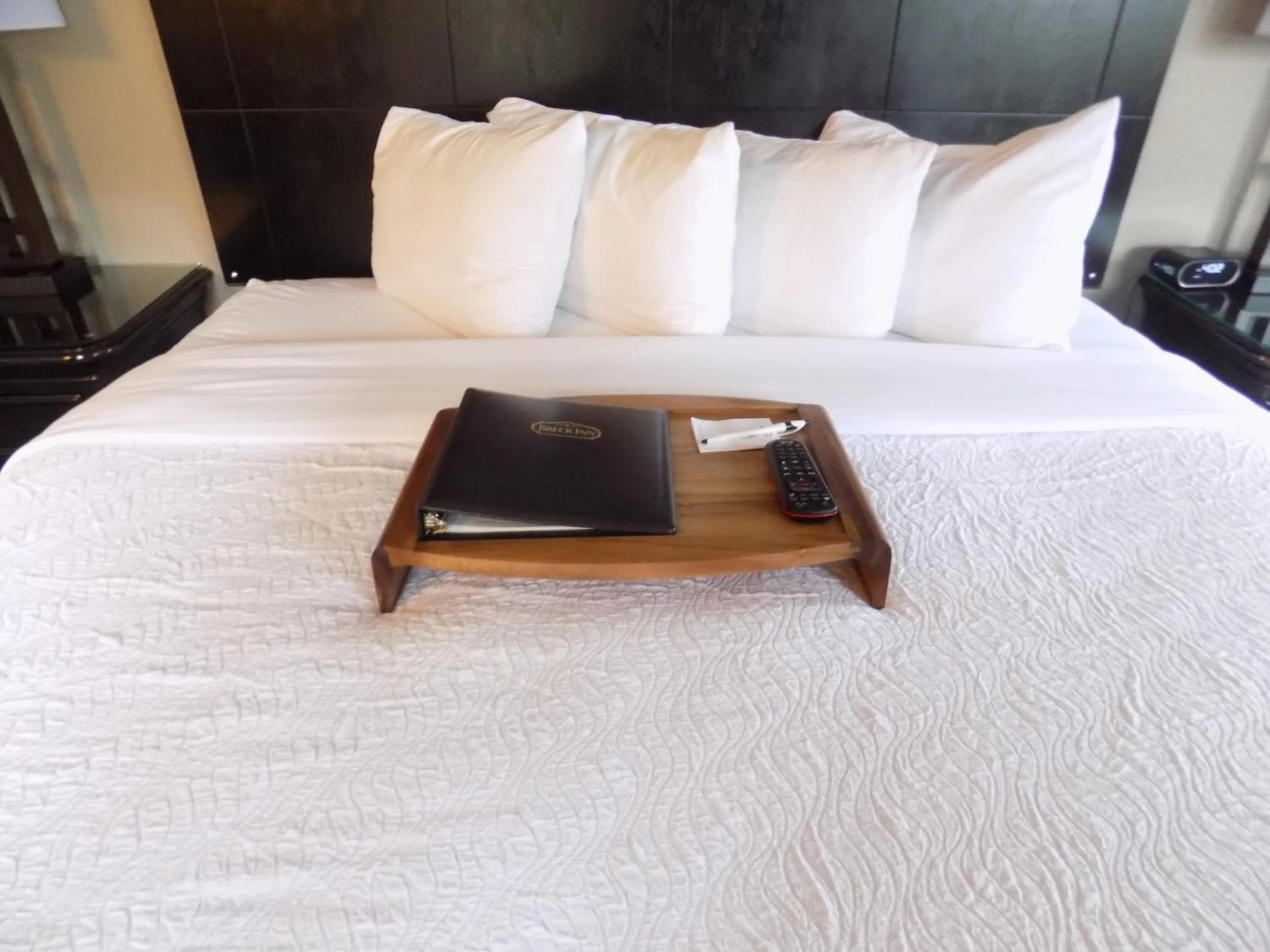 Bedroom, Bed in Breck Inn