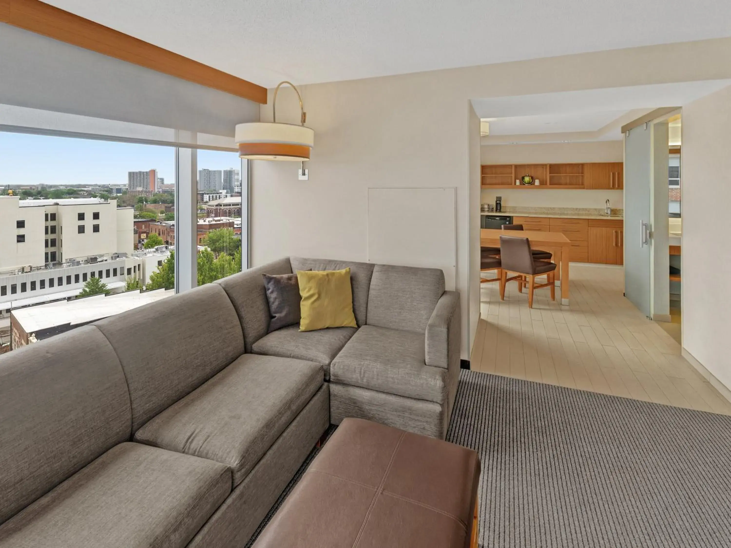 Living room in Hyatt Place Champaign/Urbana Living room in Hyatt Place Champaign/Urbana