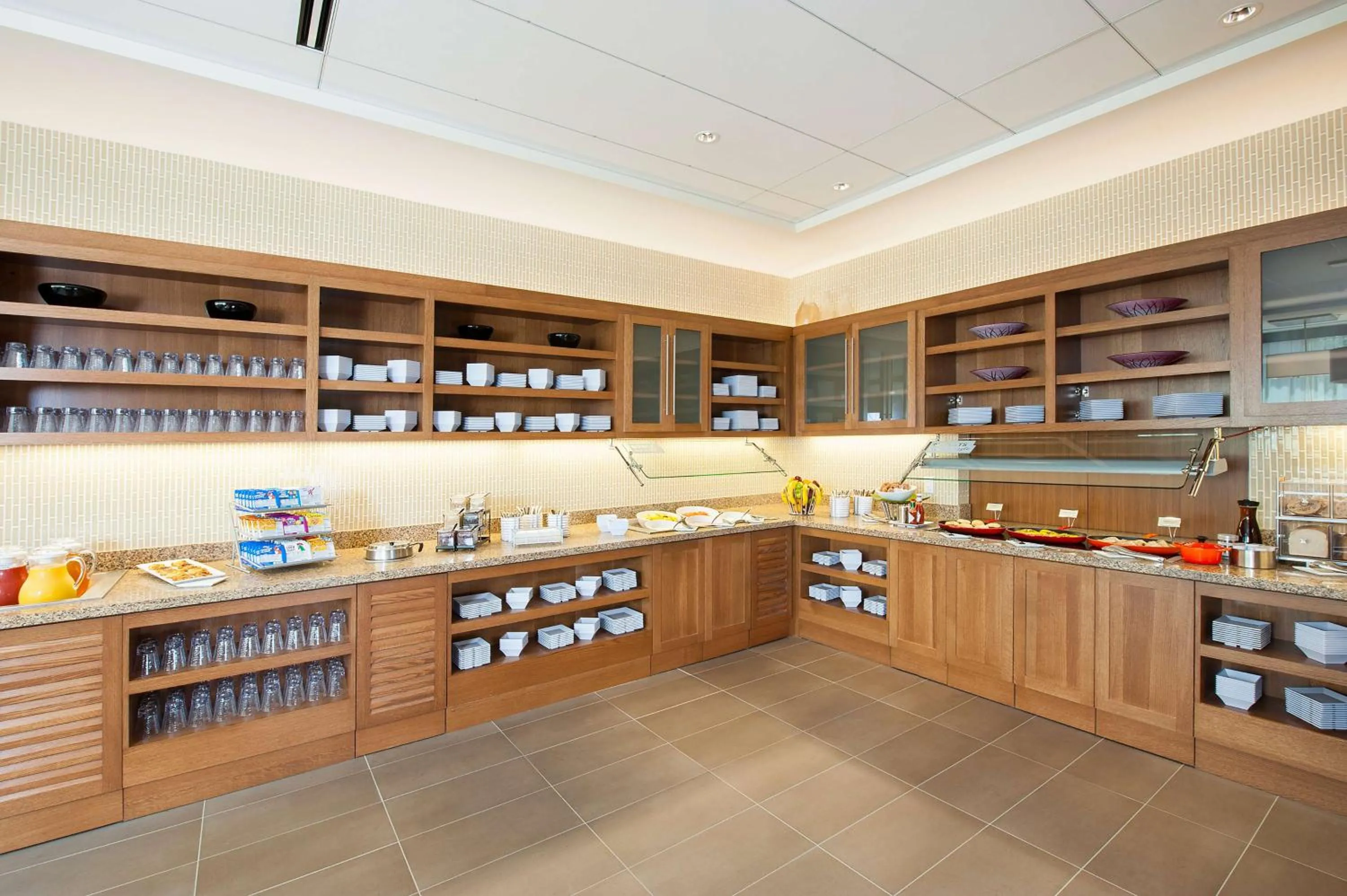 Restaurant/places to eat in Hyatt Place Champaign/Urbana