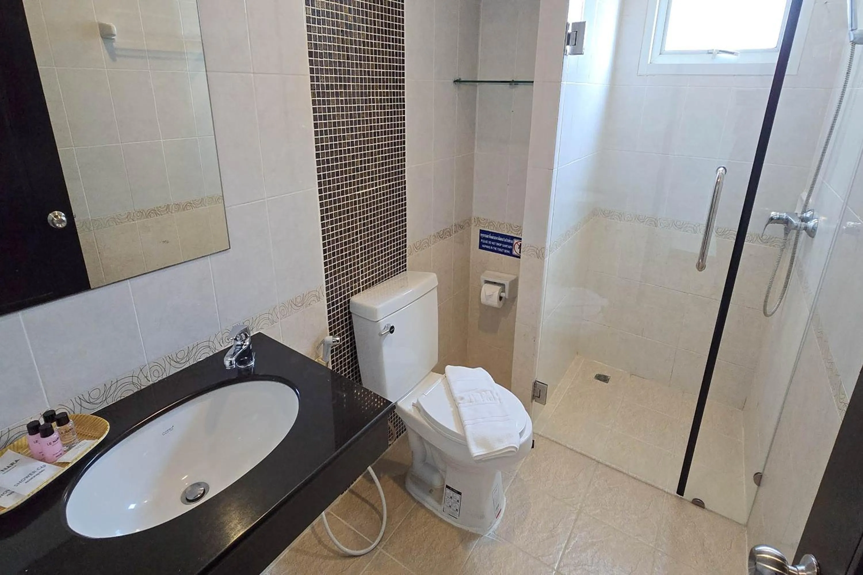 Bathroom in Le Nara Residence