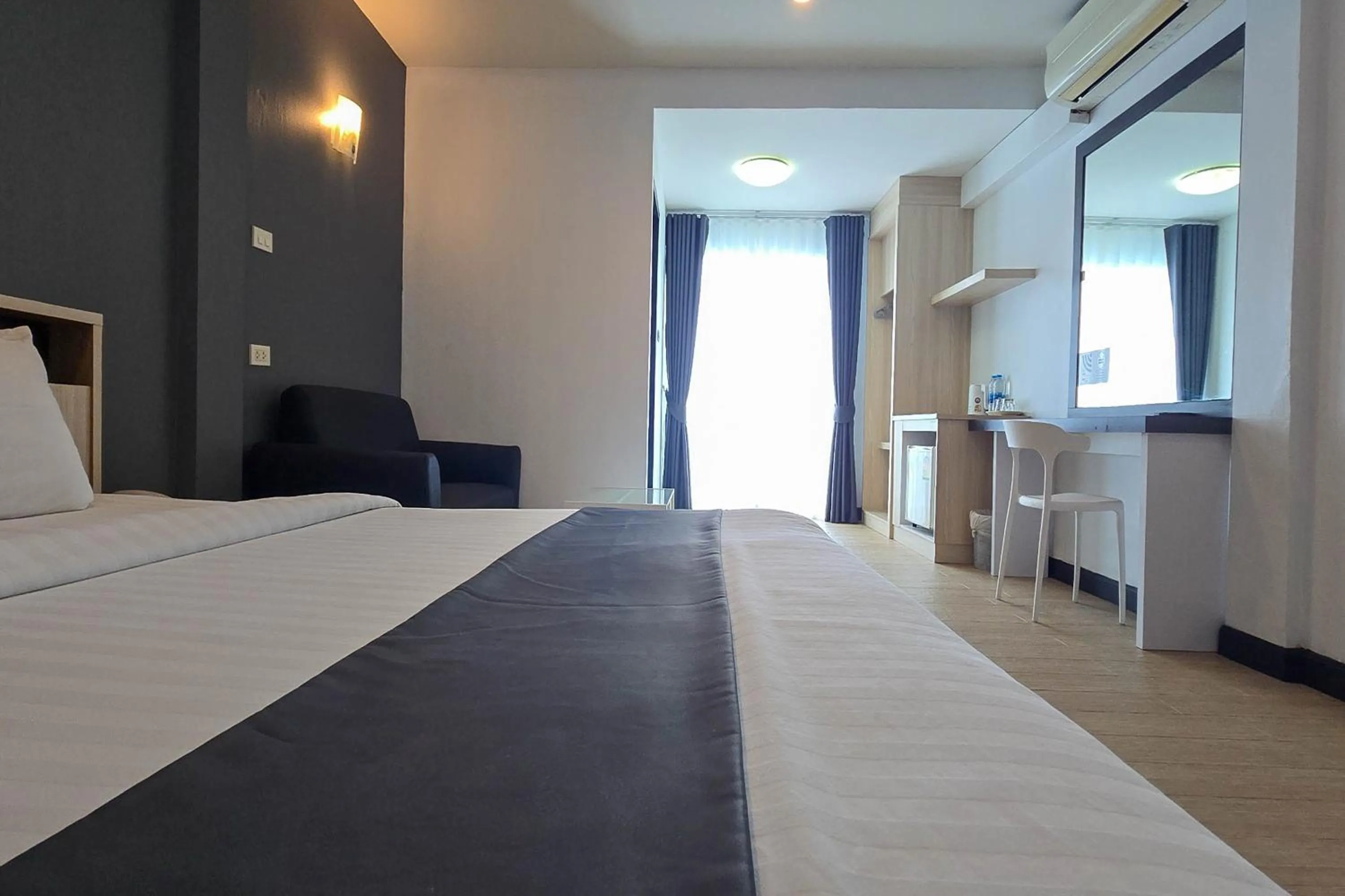 Bed in Le Nara Residence