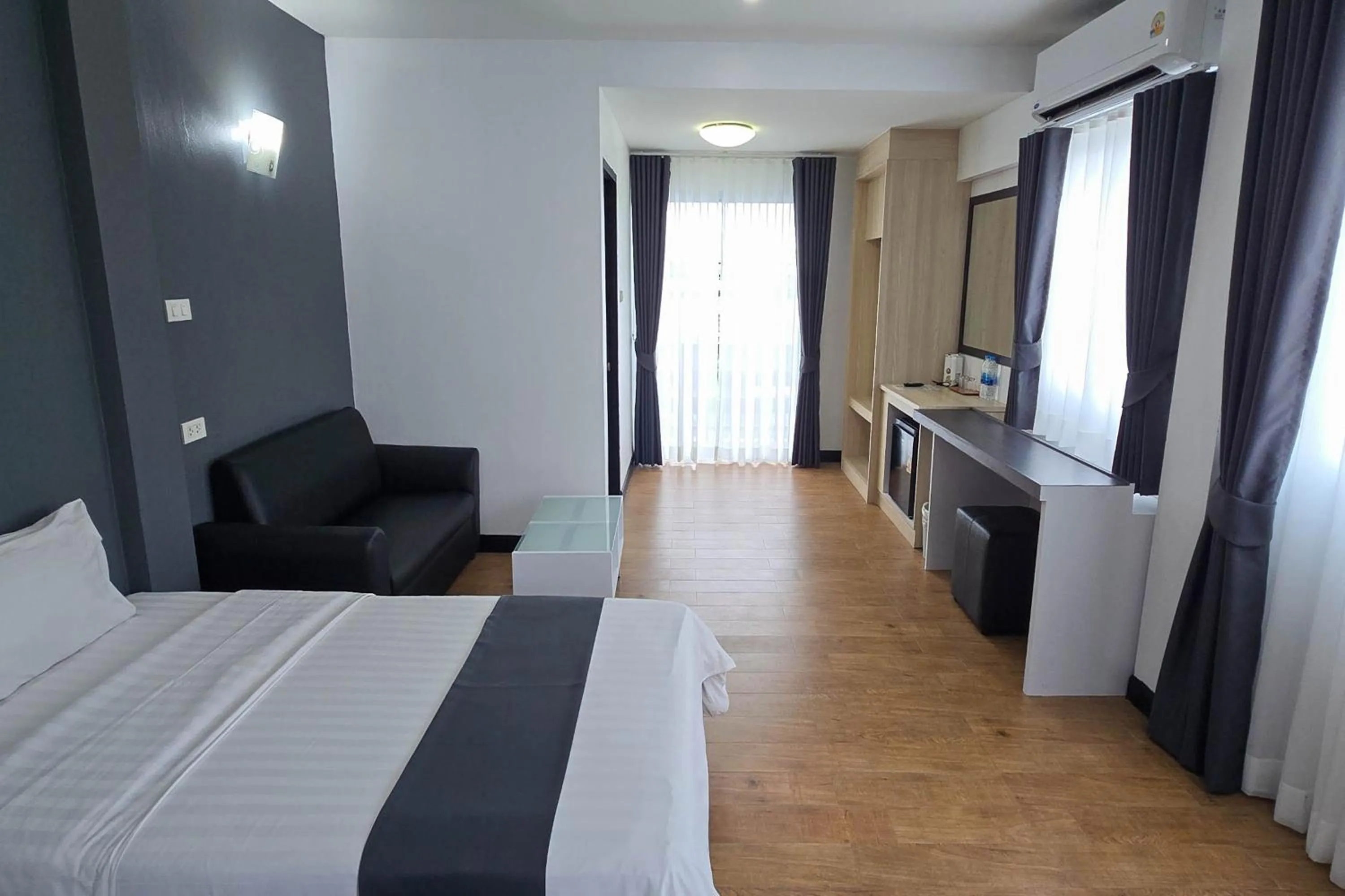 Bed in Le Nara Residence