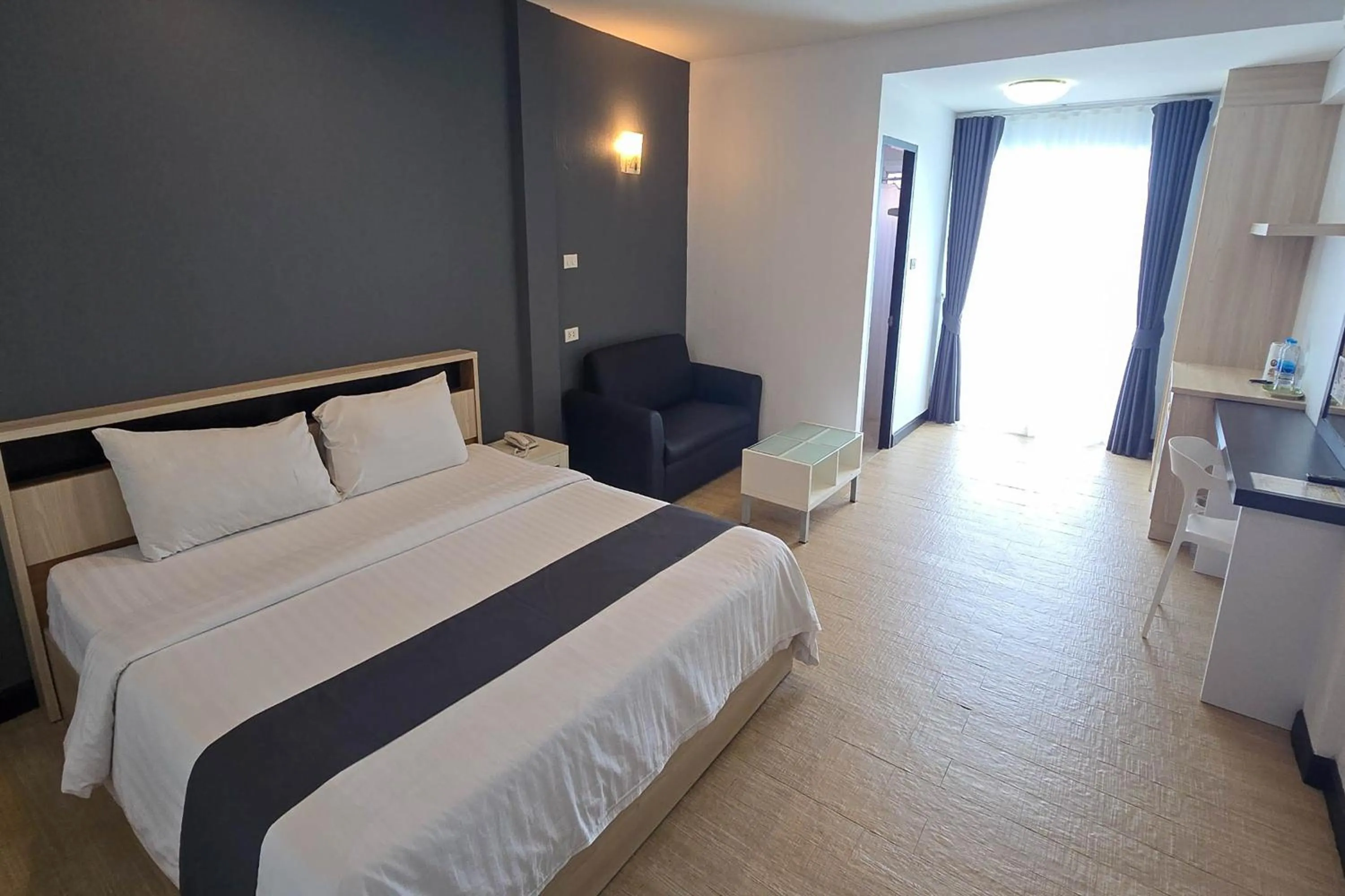 Bed in Le Nara Residence