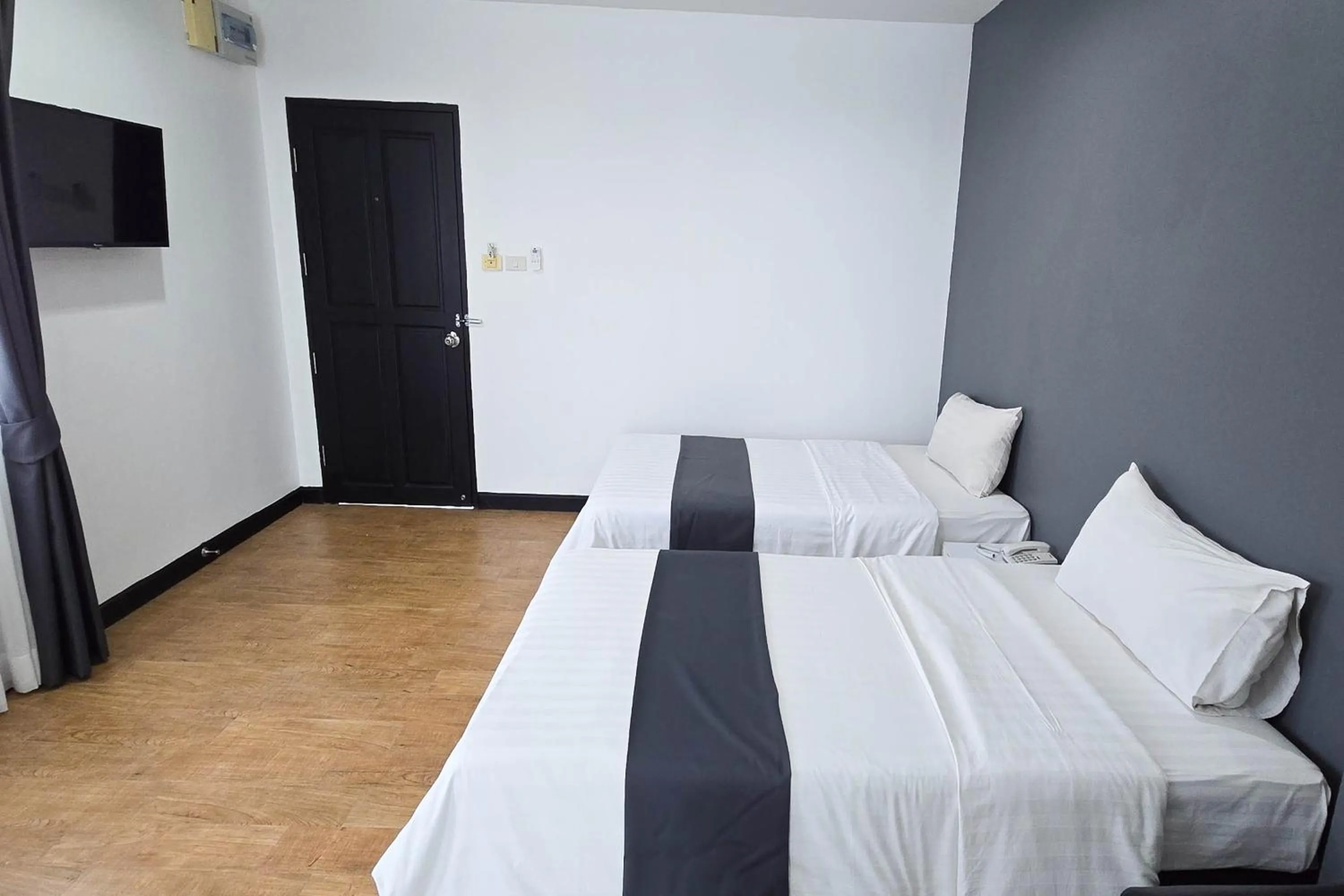 Bed in Le Nara Residence