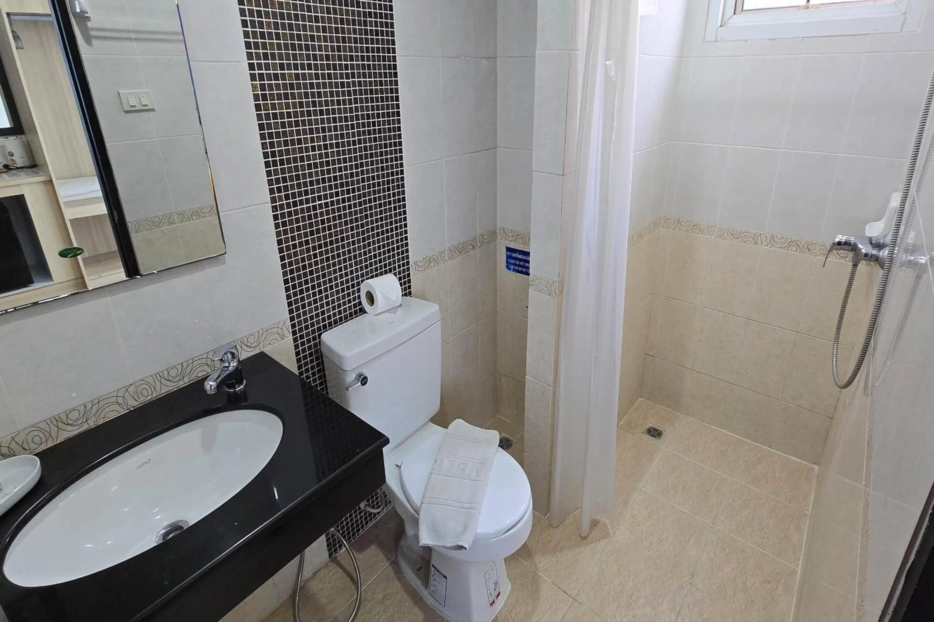 Bathroom in Le Nara Residence