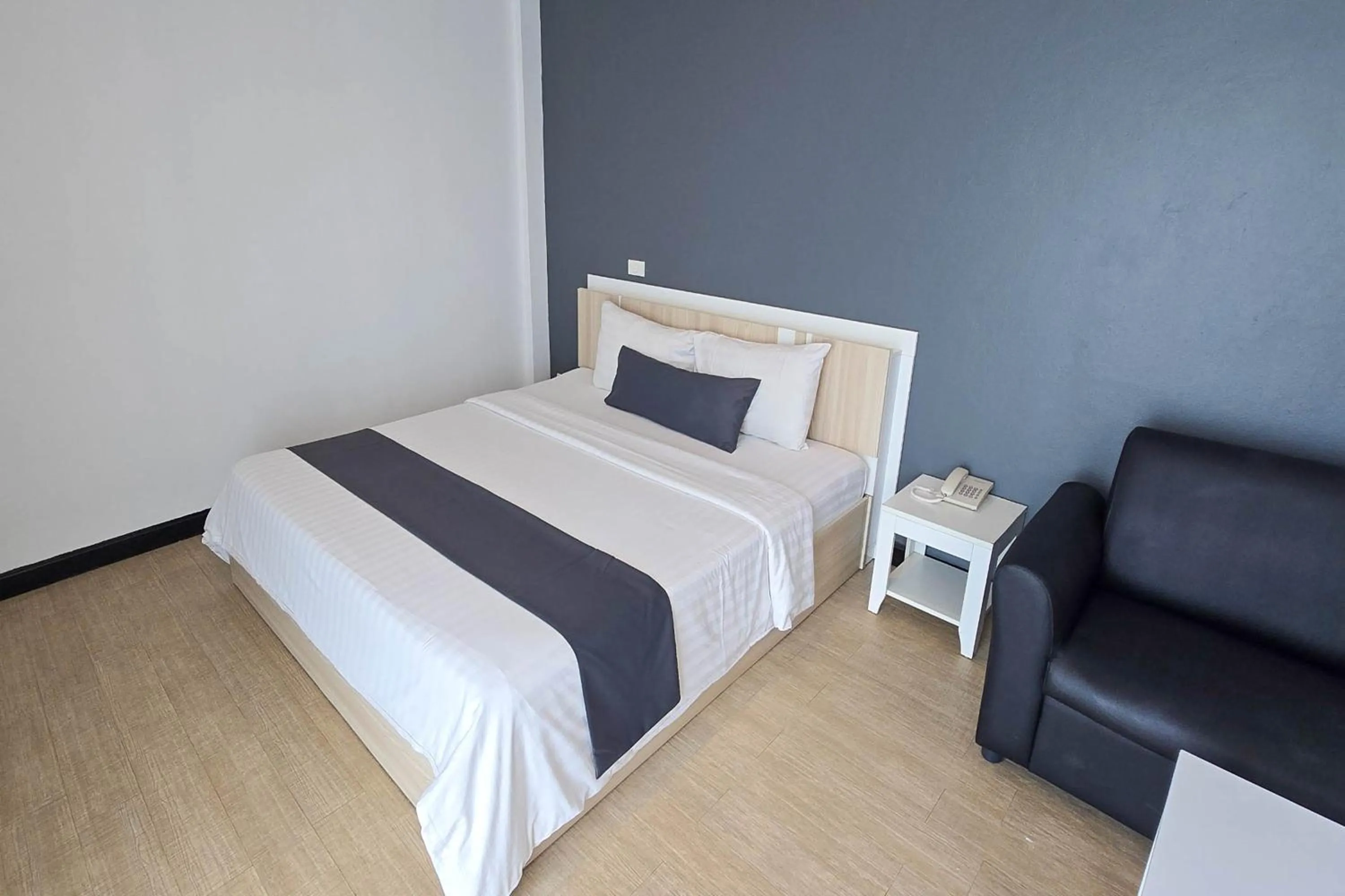 Bed in Le Nara Residence