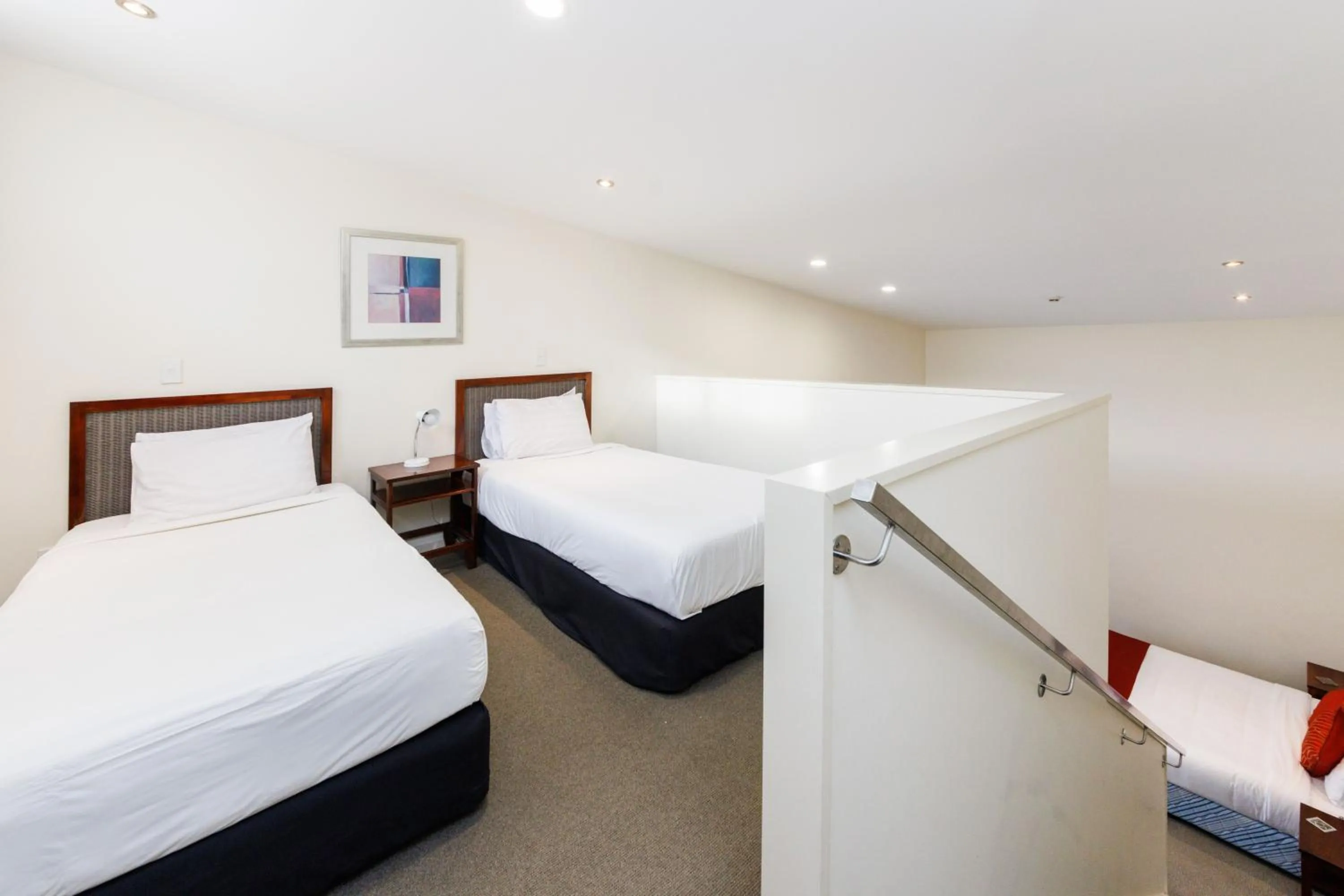 Bedroom, Bed in Fitzherbert Regency Motor Lodge