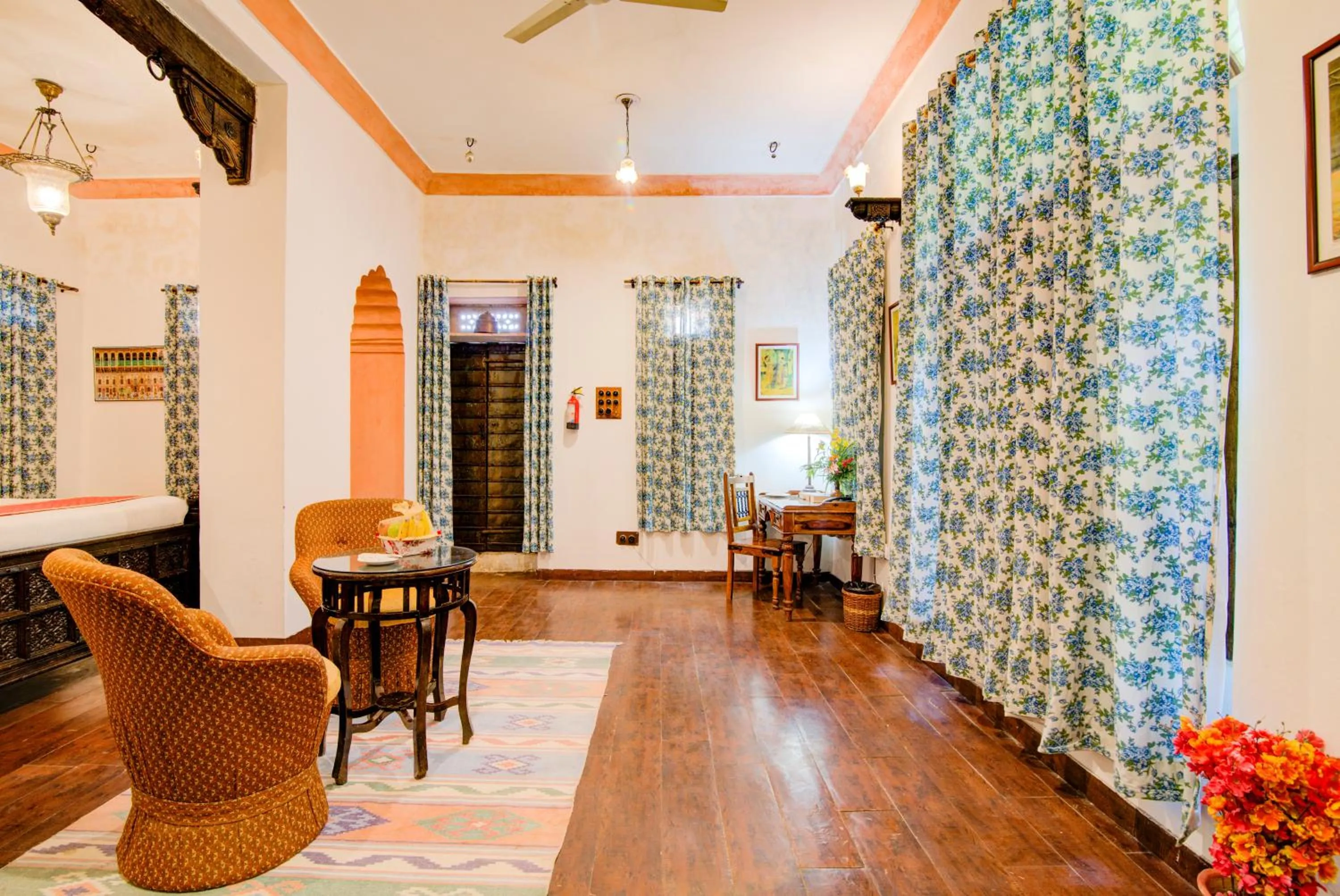 Living room in Fort Dadhikar, Alwar