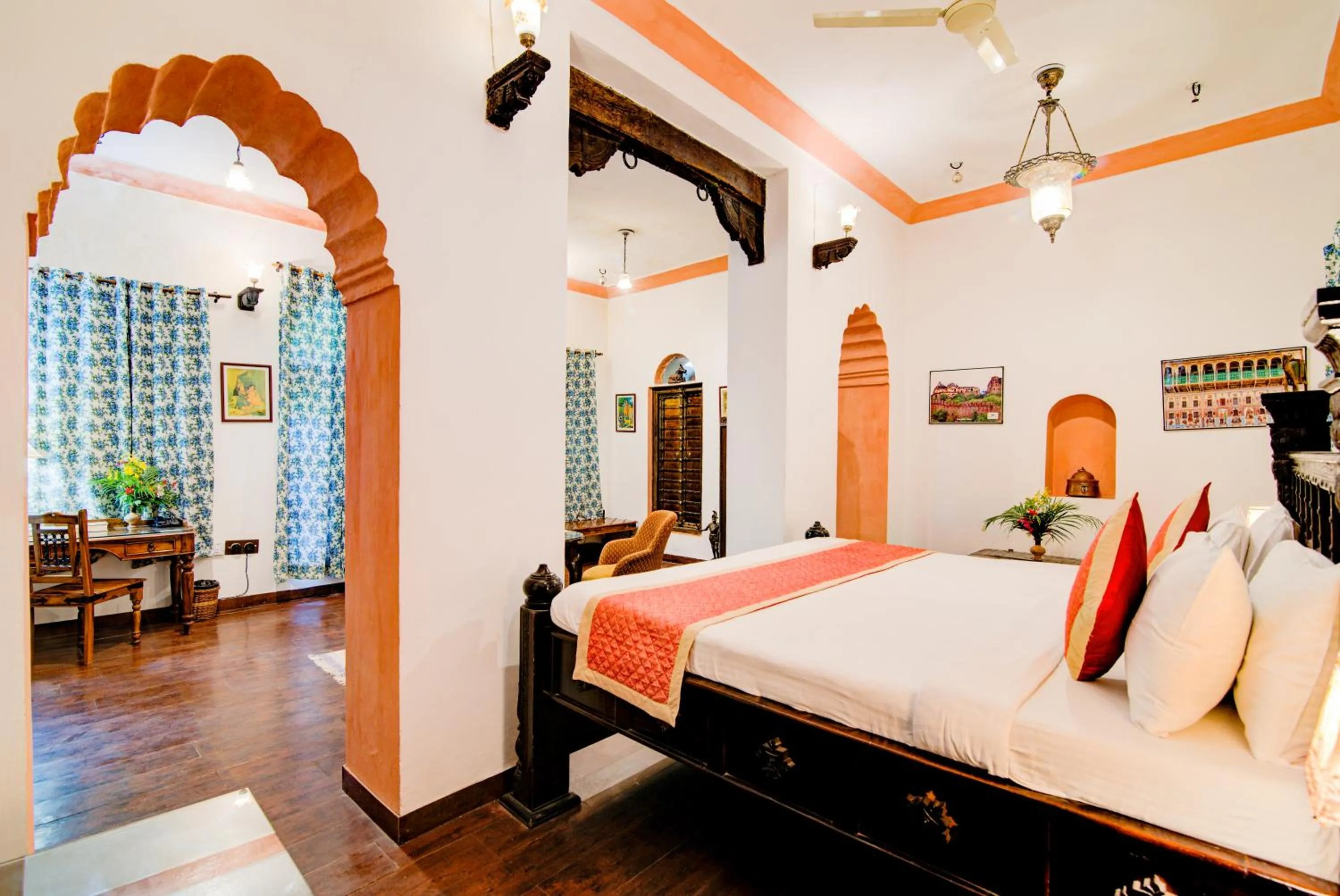 Bed in Fort Dadhikar, Alwar