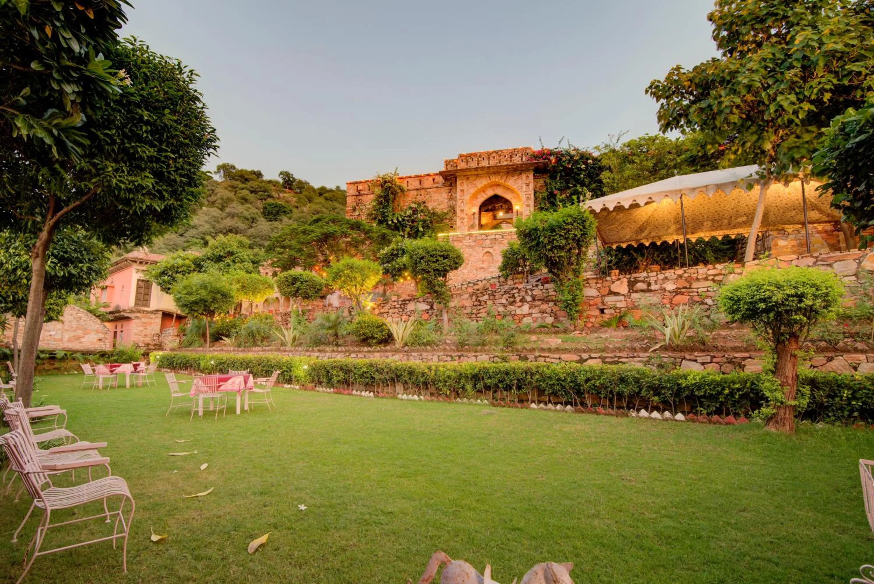 Garden in Fort Dadhikar, Alwar