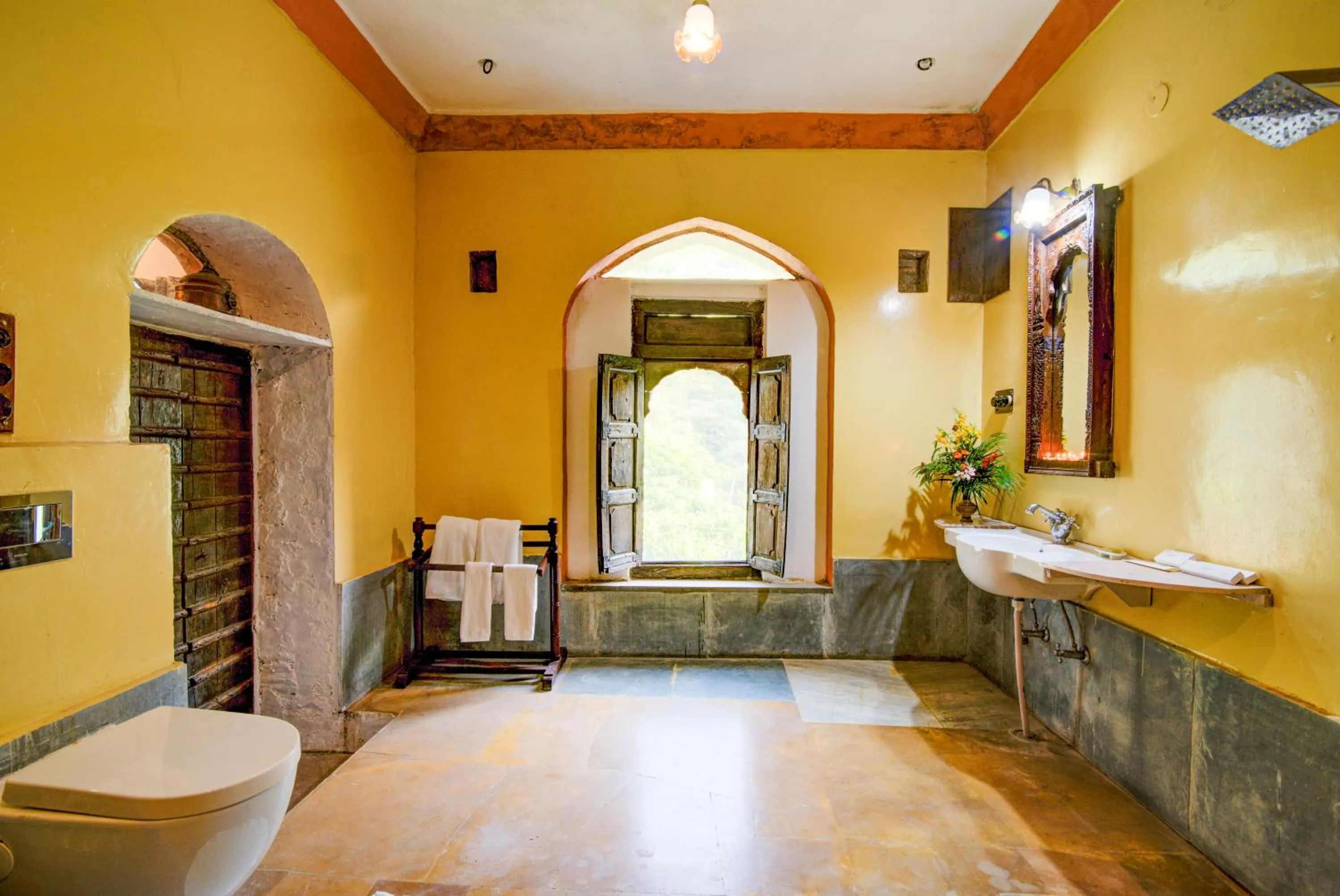 Bathroom in Fort Dadhikar, Alwar