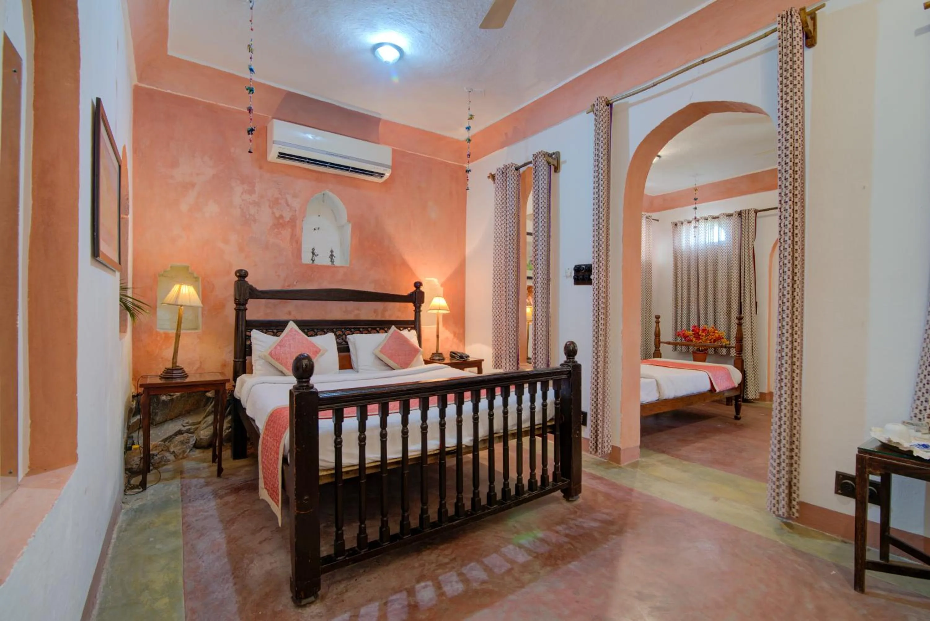 Bed in Fort Dadhikar, Alwar