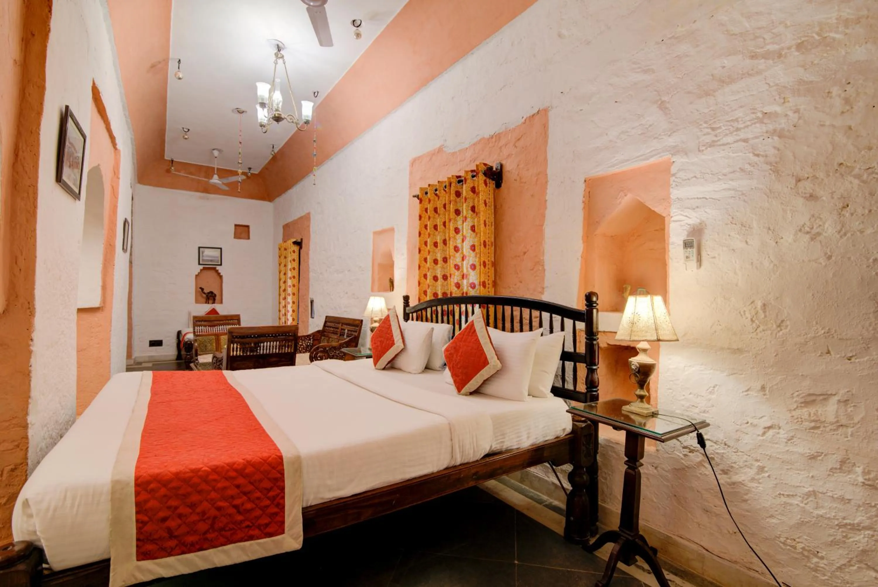 Bed in Fort Dadhikar, Alwar