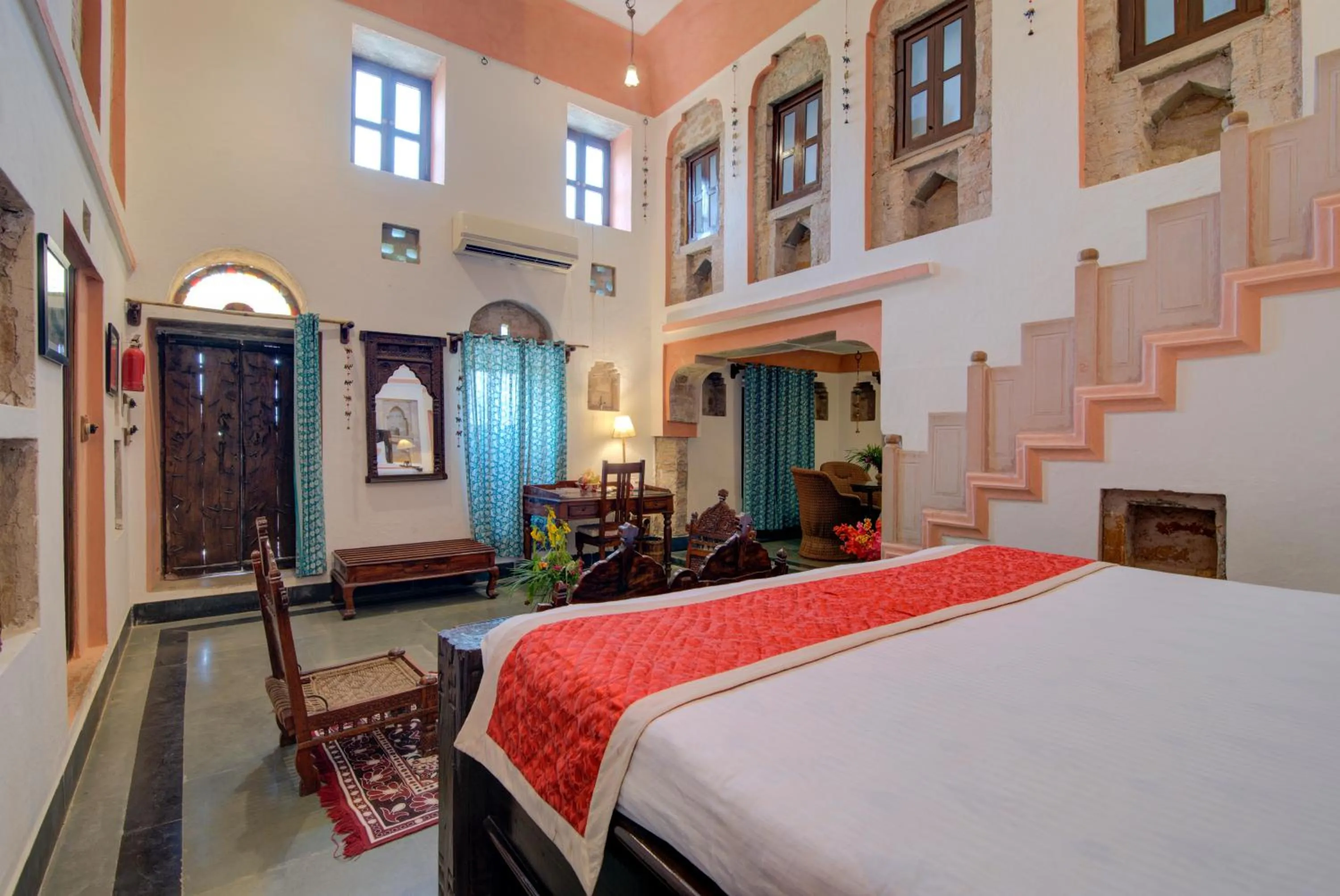 Bed in Fort Dadhikar, Alwar