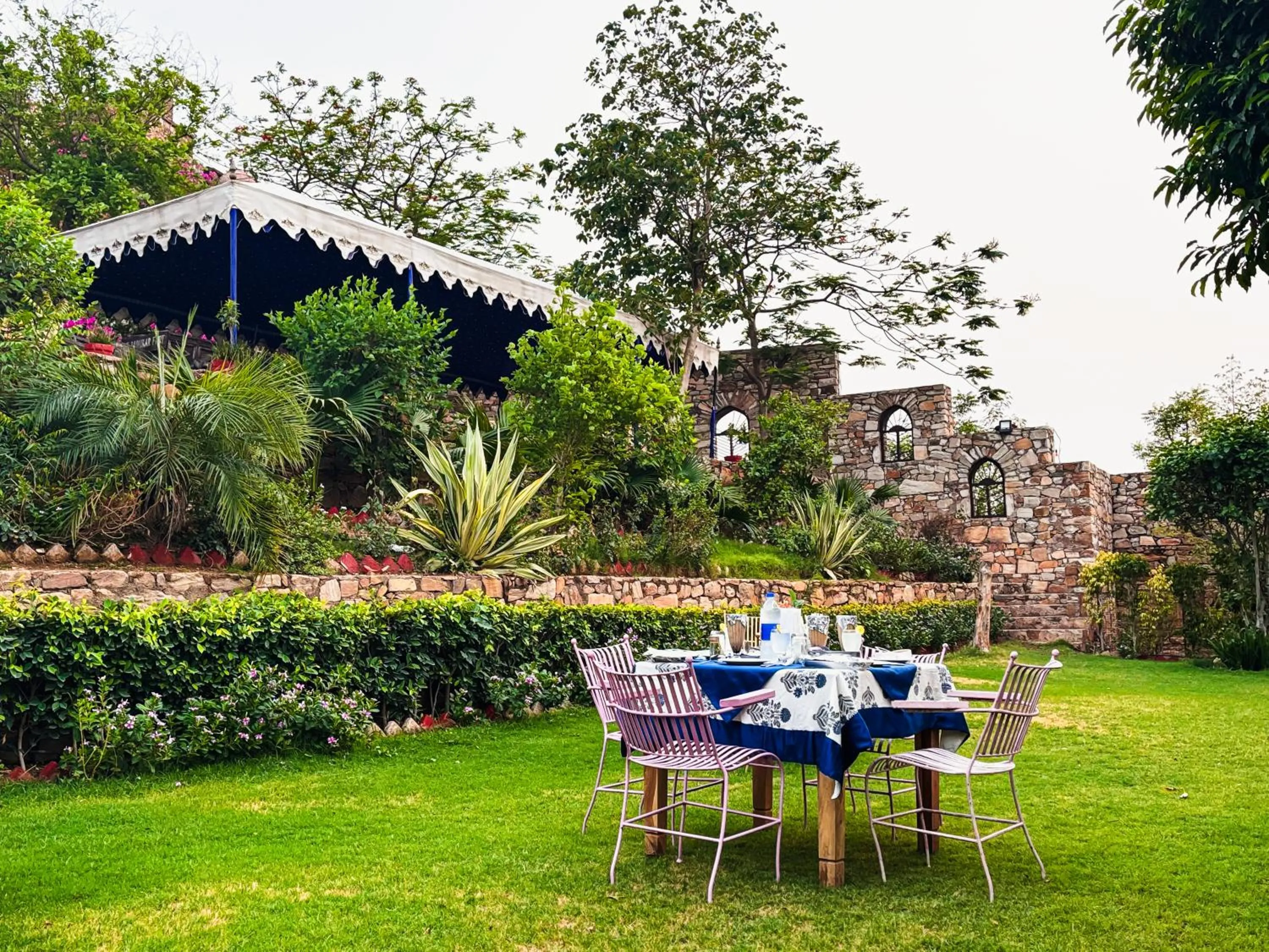 Garden in Fort Dadhikar, Alwar
