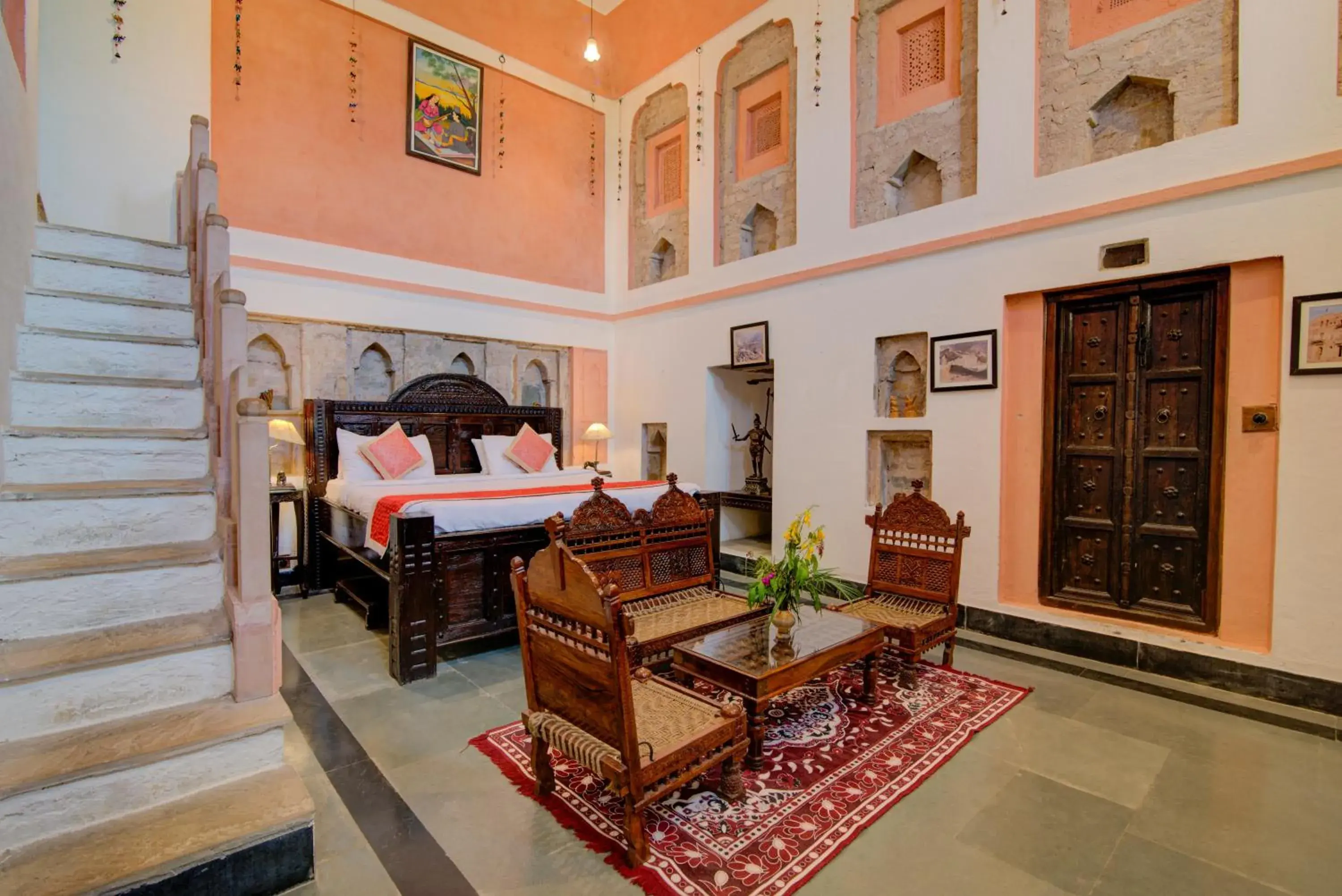 Bed in Fort Dadhikar, Alwar Bed in Fort Dadhikar, Alwar